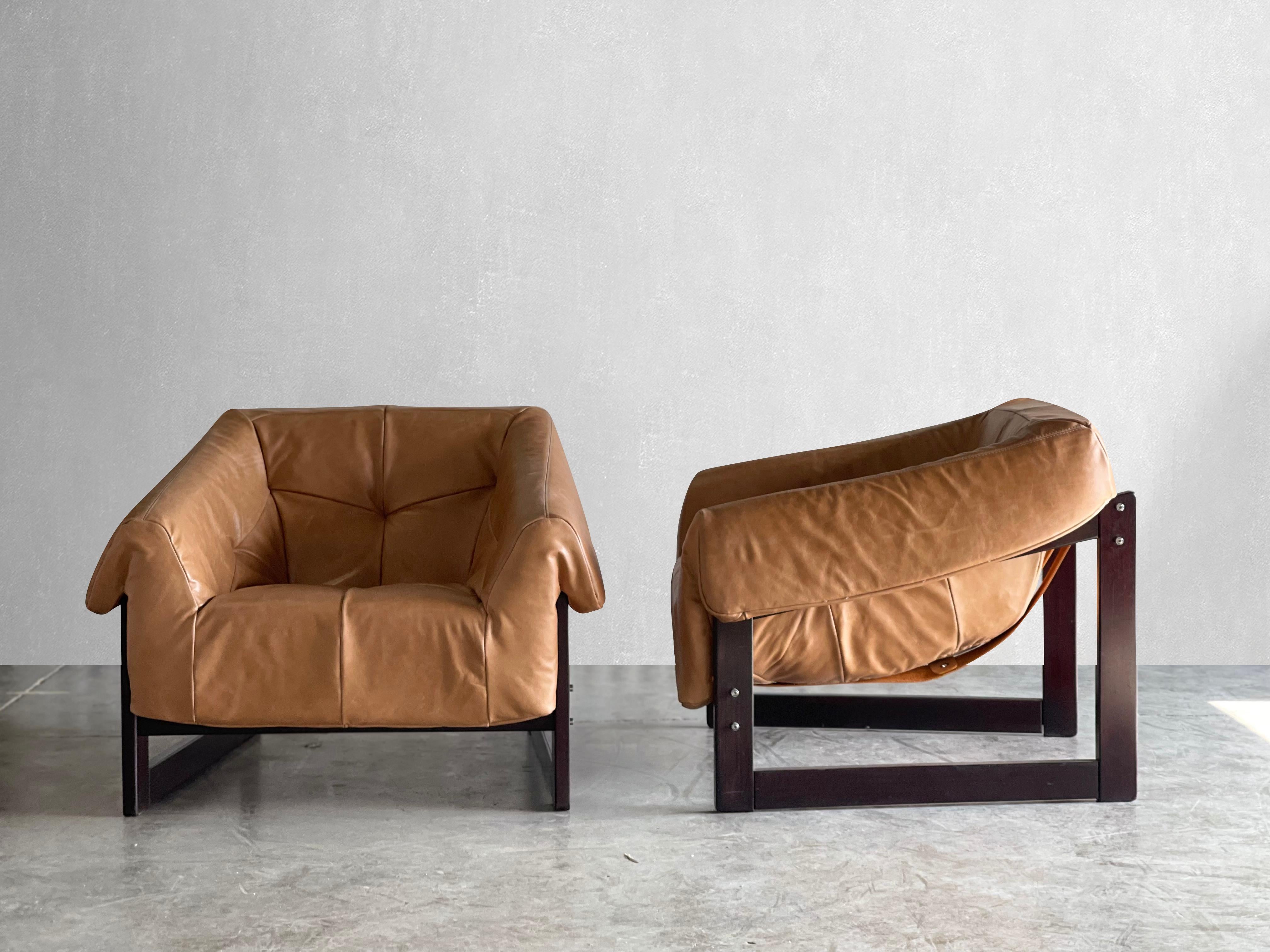 Mid-Century Modern Paire de fauteuils de salon MP-79 de Percival Lafer en vente