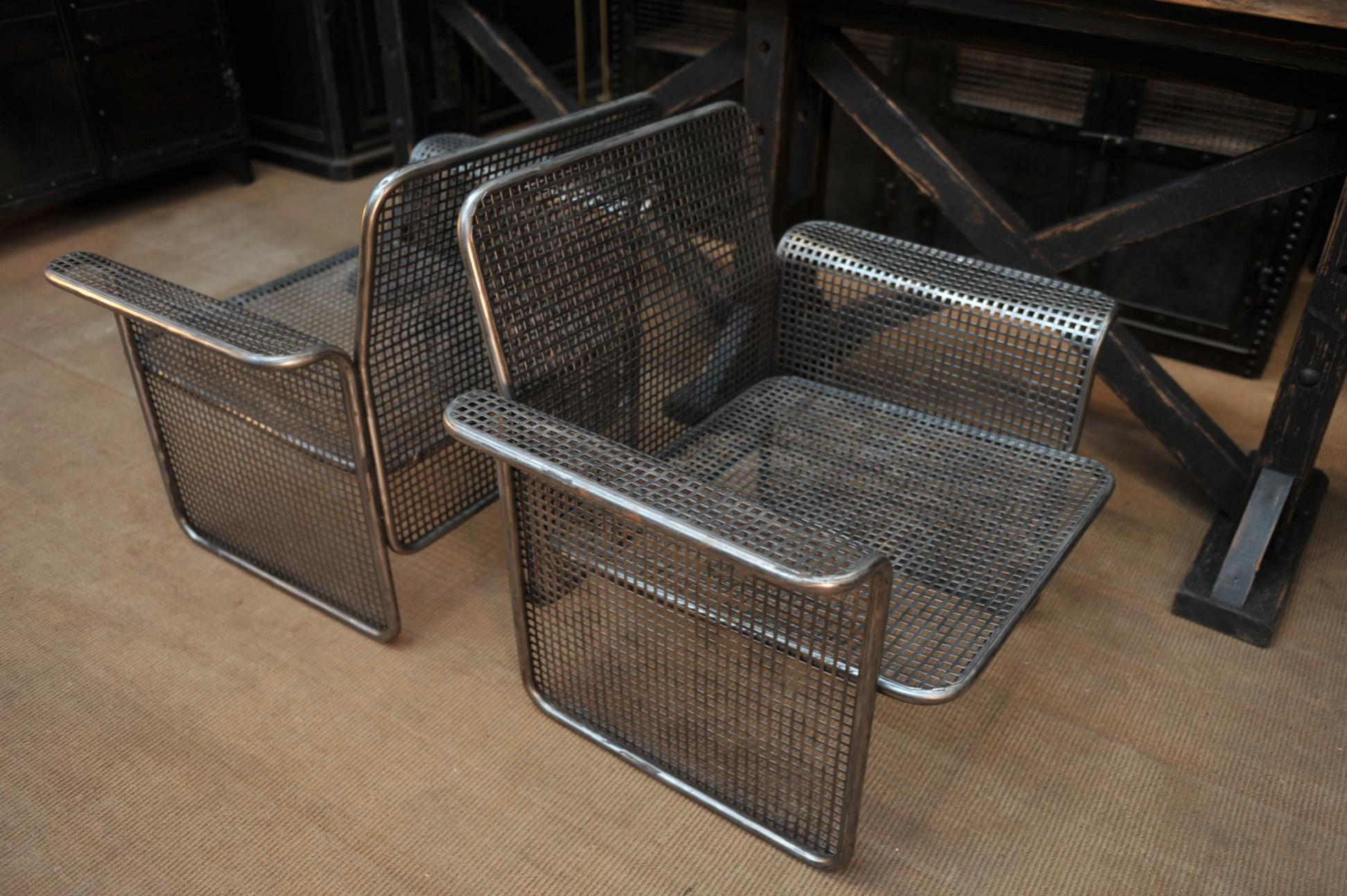 Pair of Perforated Metal Chairs Italie, circa 1960 For Sale 5