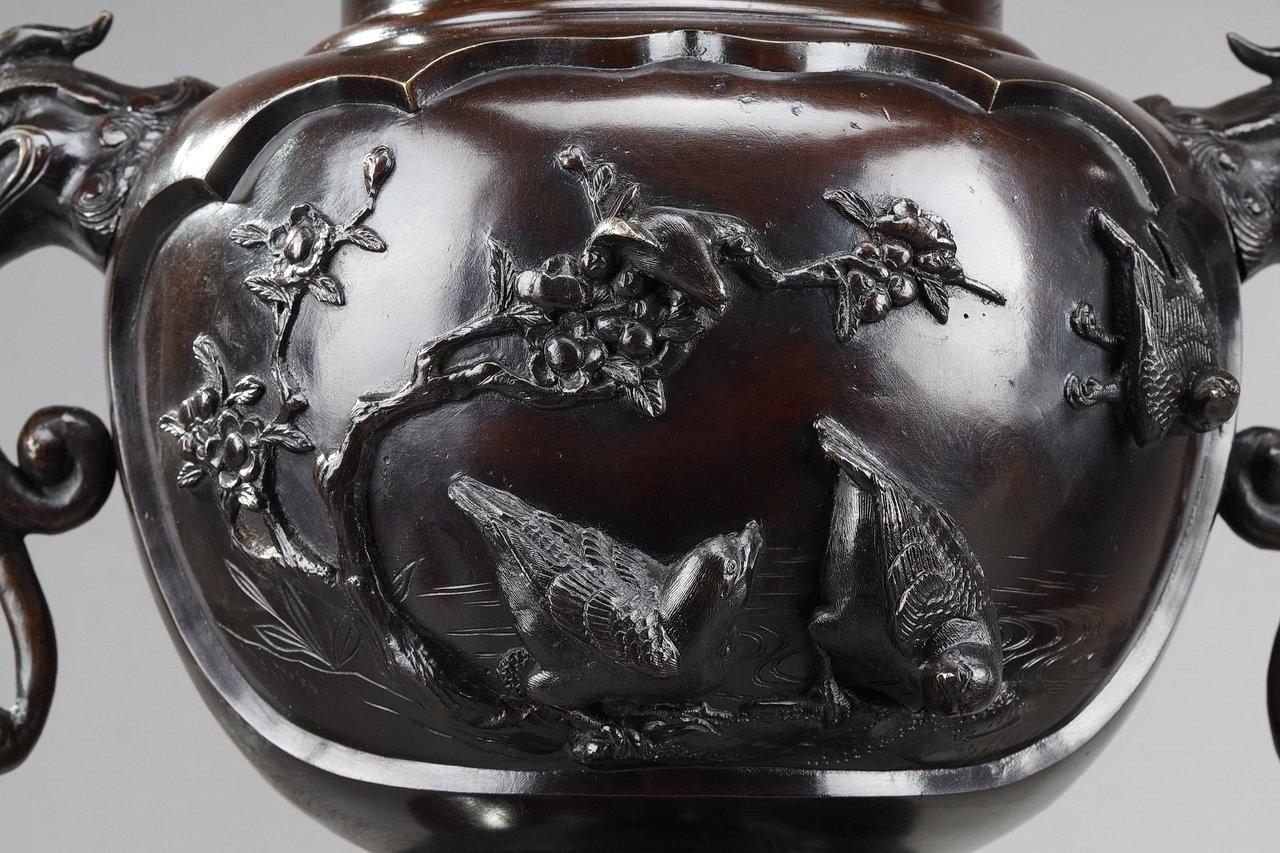 Pair of Perfume Burners in Patinated Bronze with Dogs and Dragons, 20th Century 3