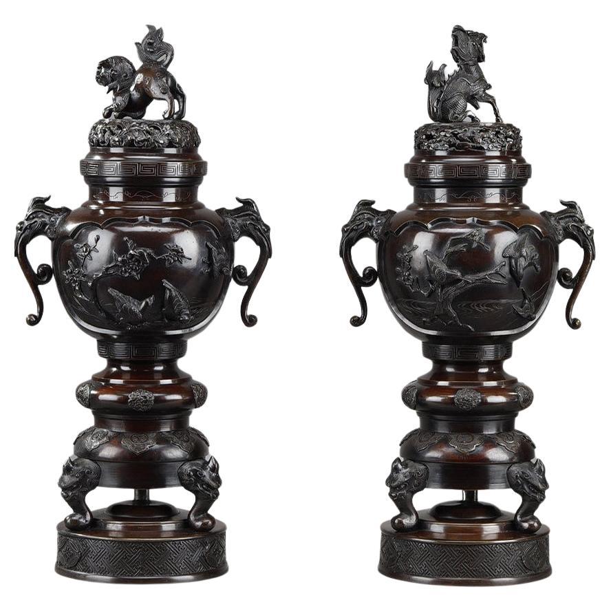 Pair of Perfume Burners in Patinated Bronze with Dogs and Dragons, 20th Century