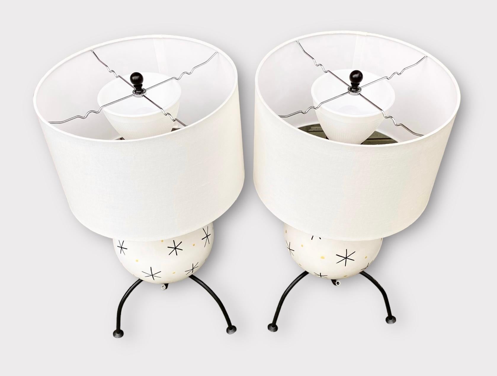 Pair of Period 1950s Atomic Age Lamps 2