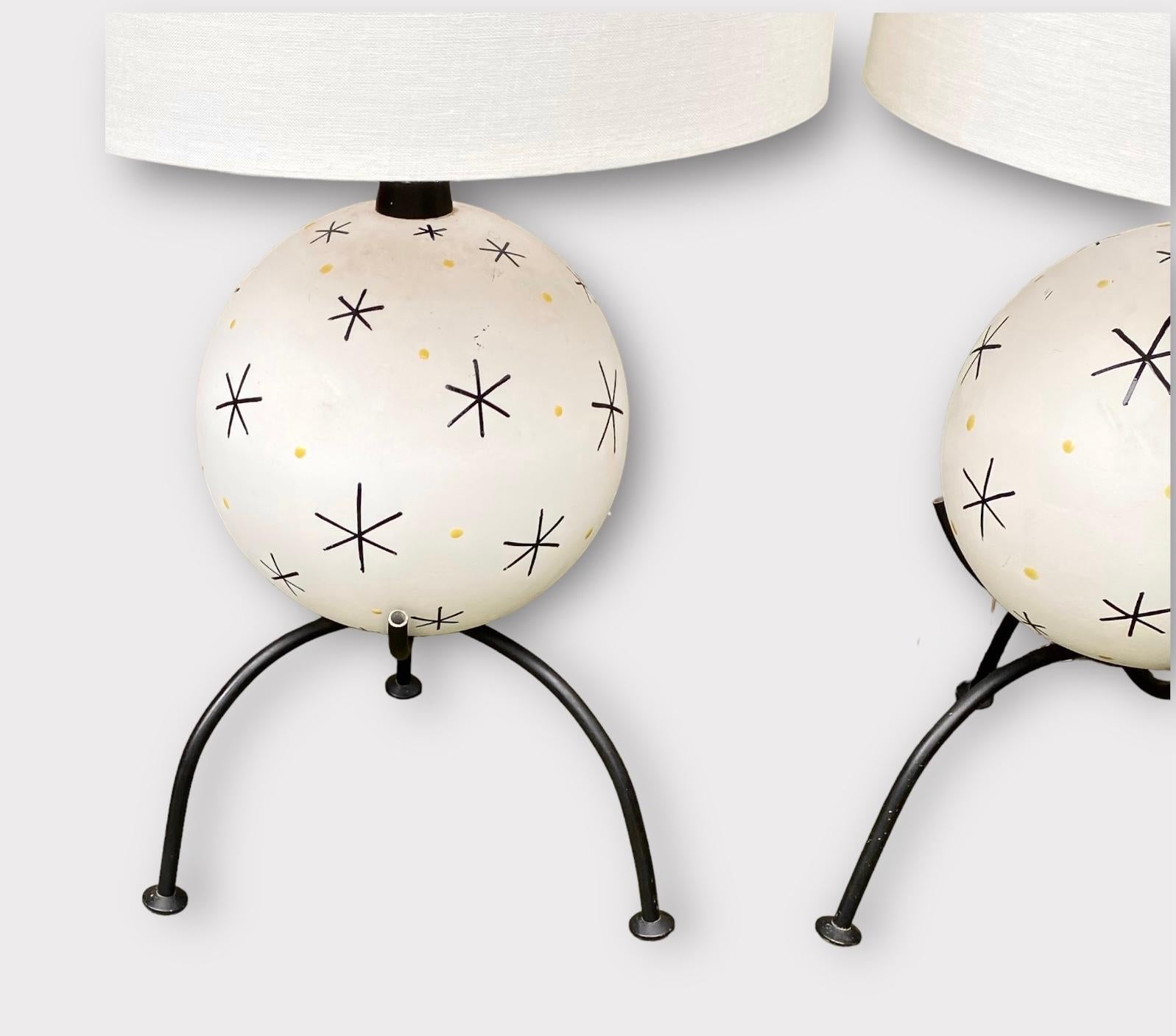 Pair of Period 1950s Atomic Age Lamps For Sale 3