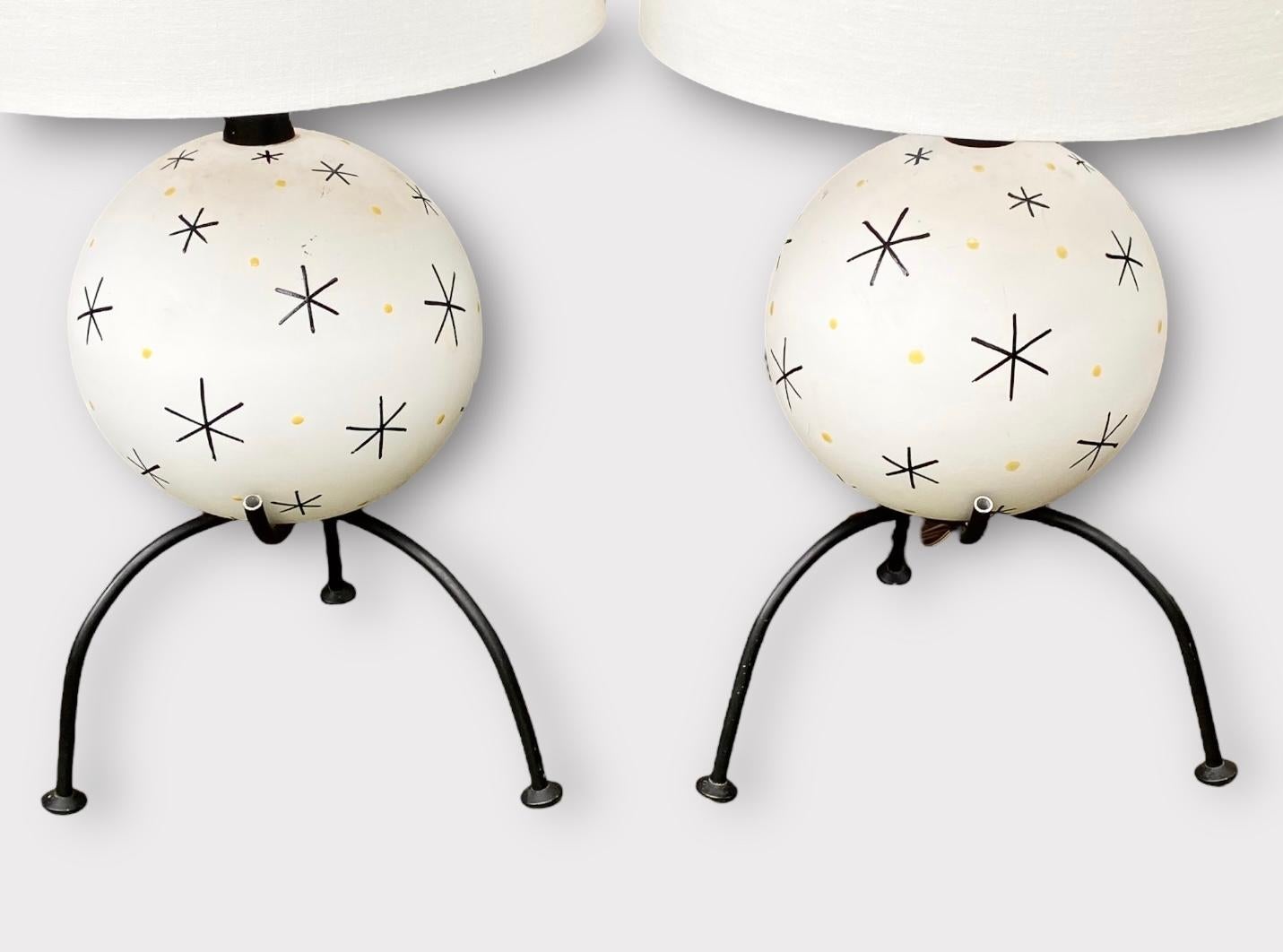 Pair of Period 1950s Atomic Age Lamps For Sale 7
