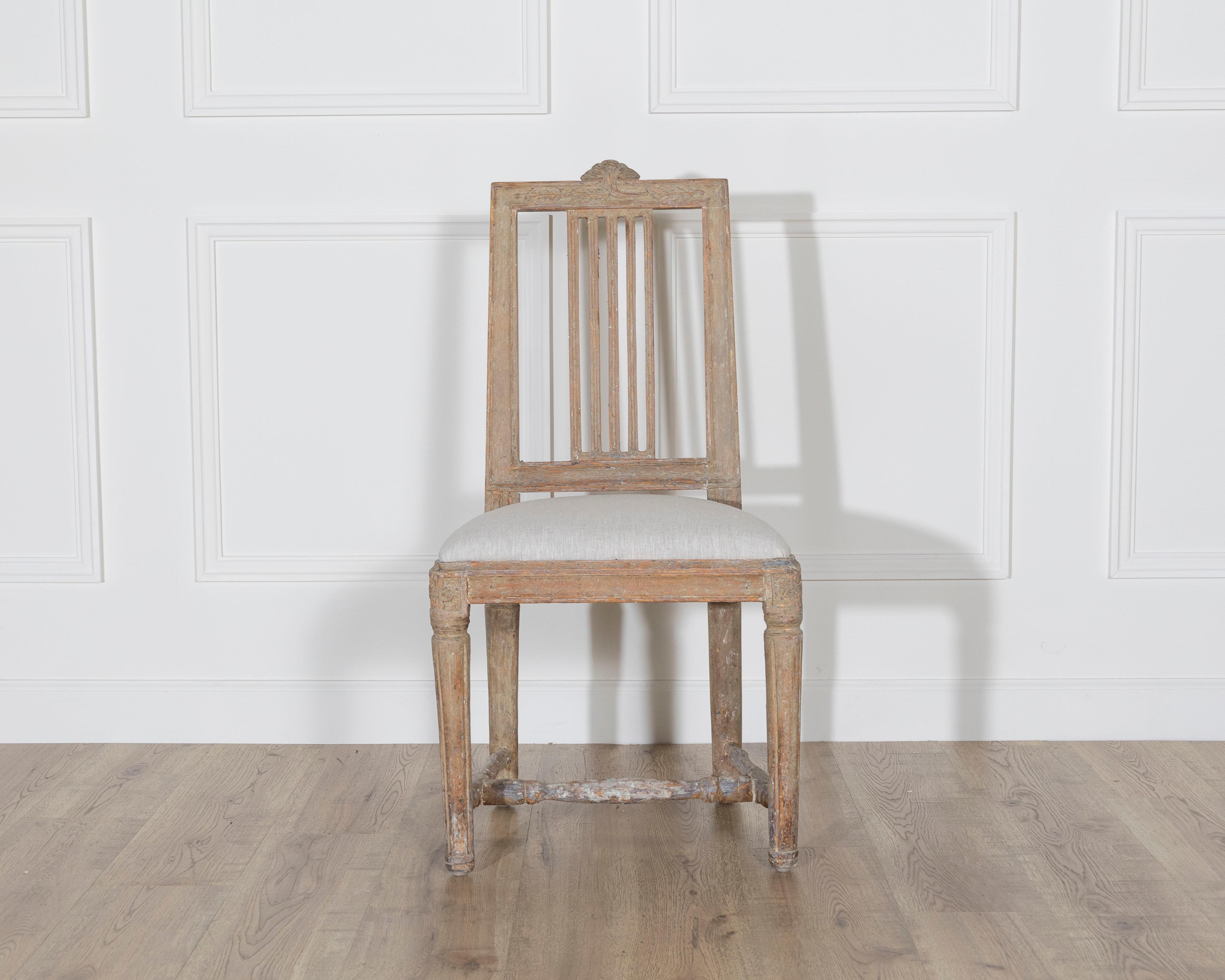 XIX secolo Pair of Period Gustavian Chairs in Original Paint, Sweden, Late 18th Century in vendita