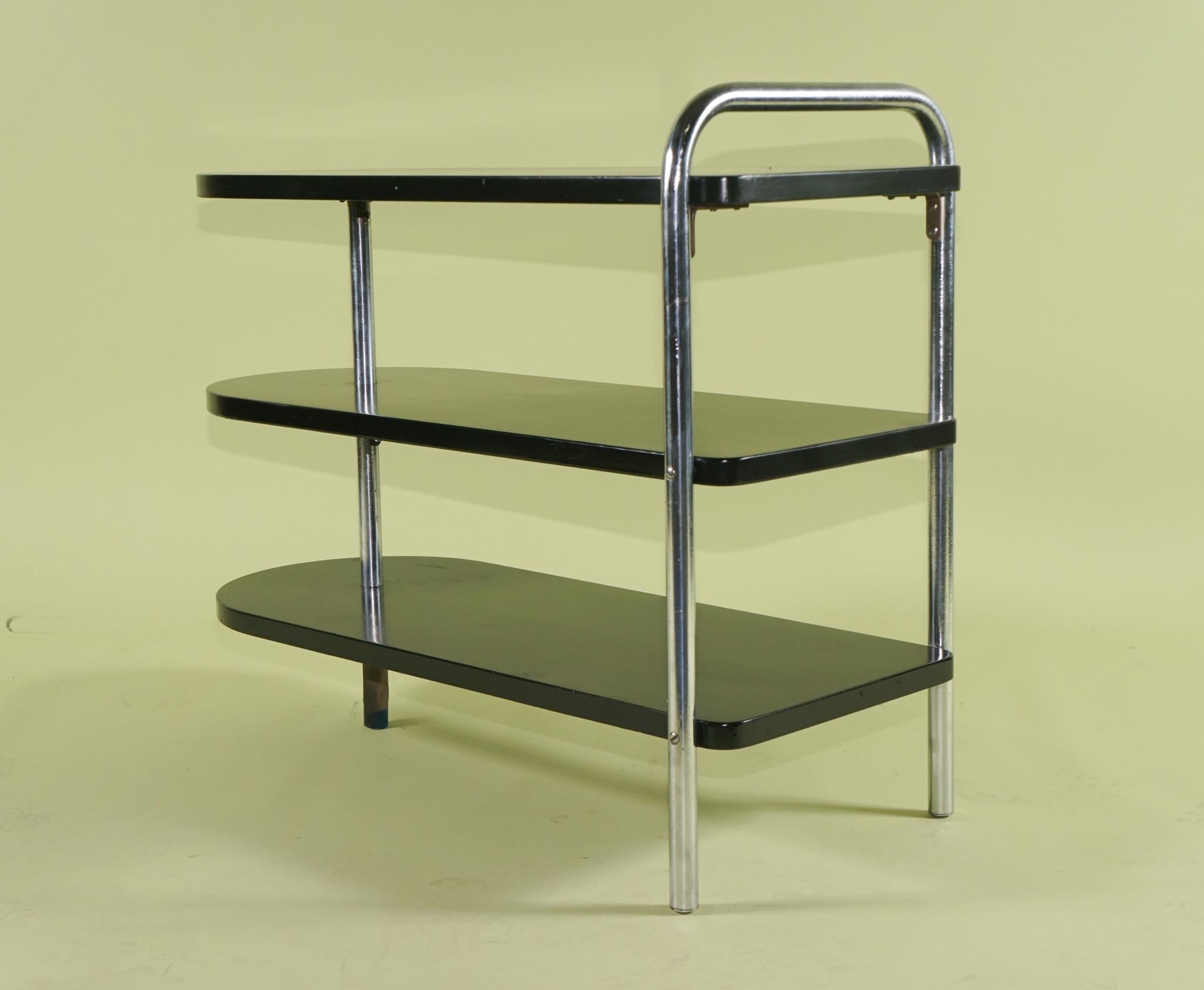 Moderne Paire de tables basses d'époque par Wolfgang Hoffmann pour Howell en vente