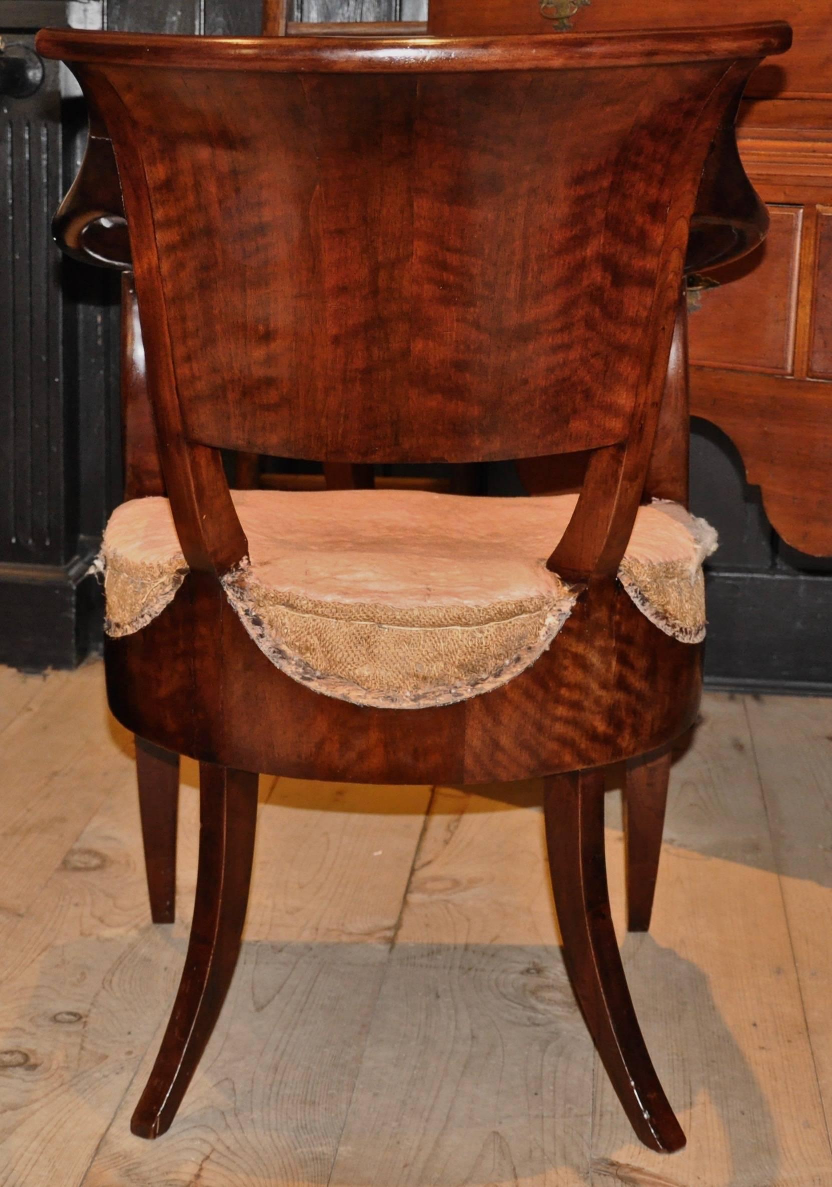 Pair of Period Russian or Austrian Neoclassical Walnut Chairs with Lion Motif In Excellent Condition For Sale In Essex, MA