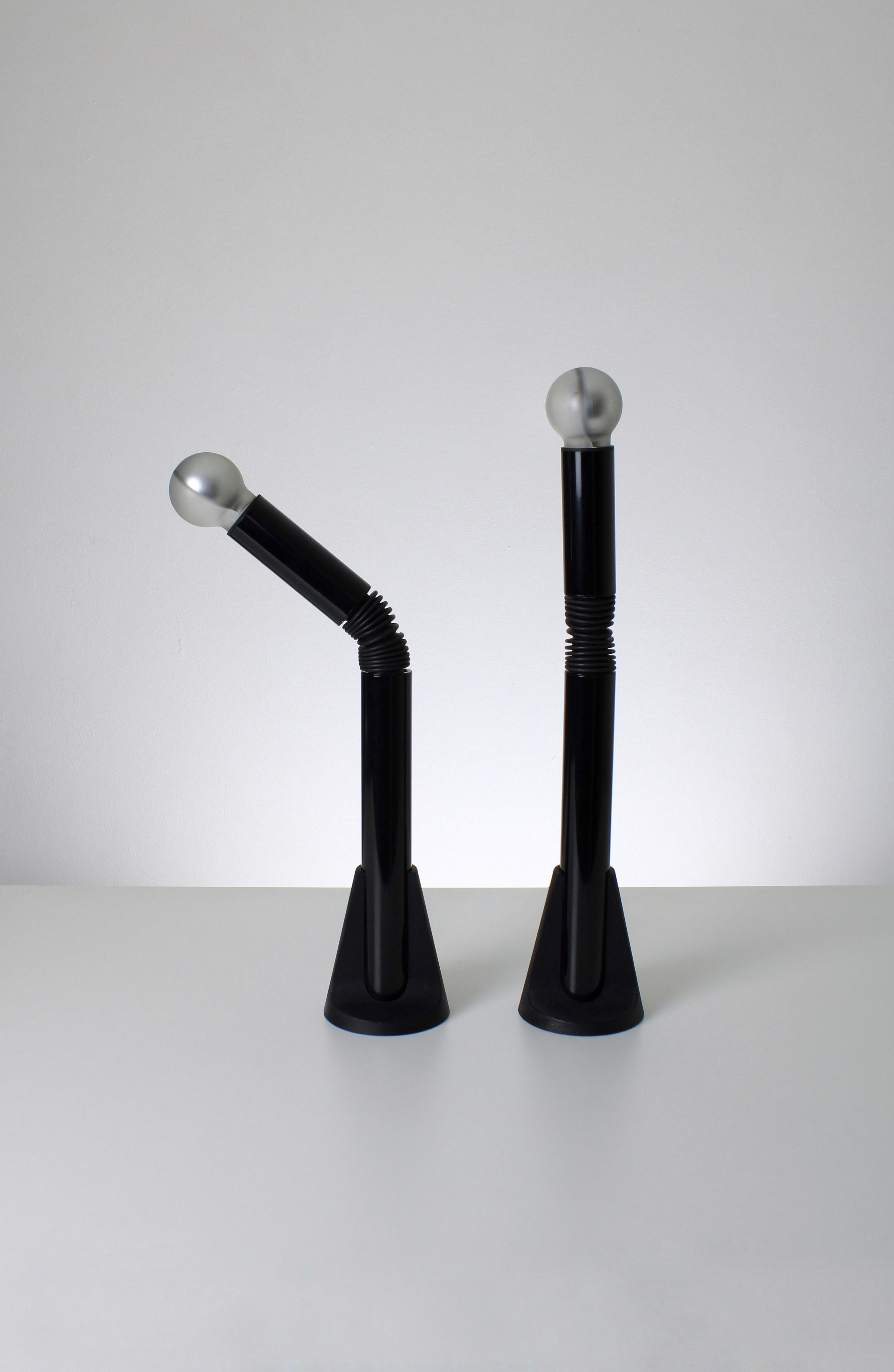 Mid-Century Modern Pair of Periscopio desk lamps by Danilo & Corrado Aroldi for Stilnovo, 1967