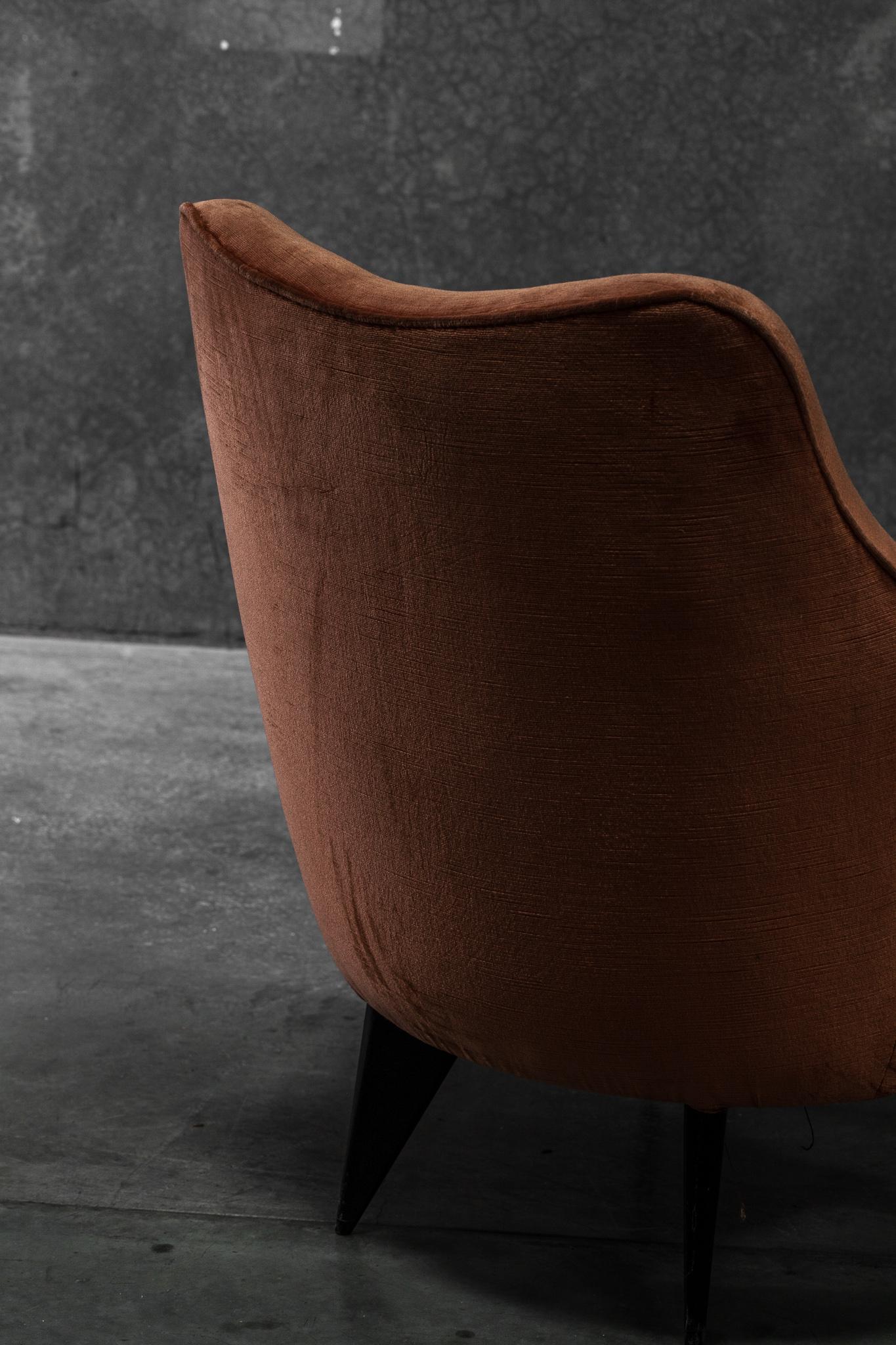 Velours Paire de fauteuils Perla de Guglielmo Veronesi pour Isa Bergamo en vente