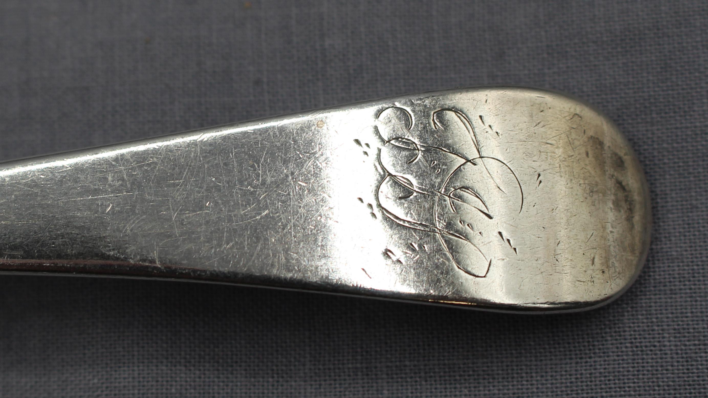 Pareja de cucharillas de plata de ley de Peter, Ann & William Bateman, Londres, 1801 en Bueno estado para la venta en Chapel Hill, NC
