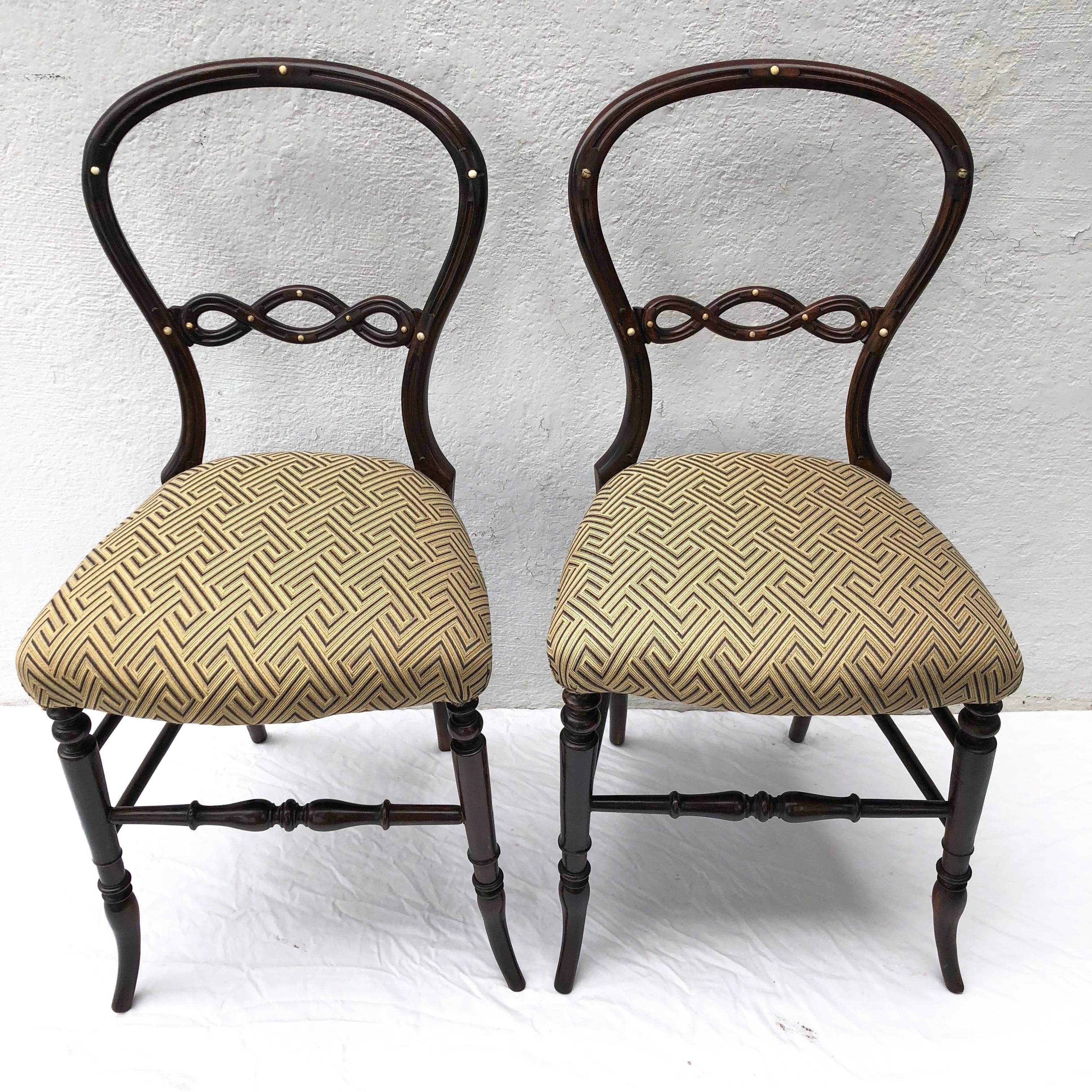 Pair of Petit English Side Chairs In Excellent Condition In East Hampton, NY
