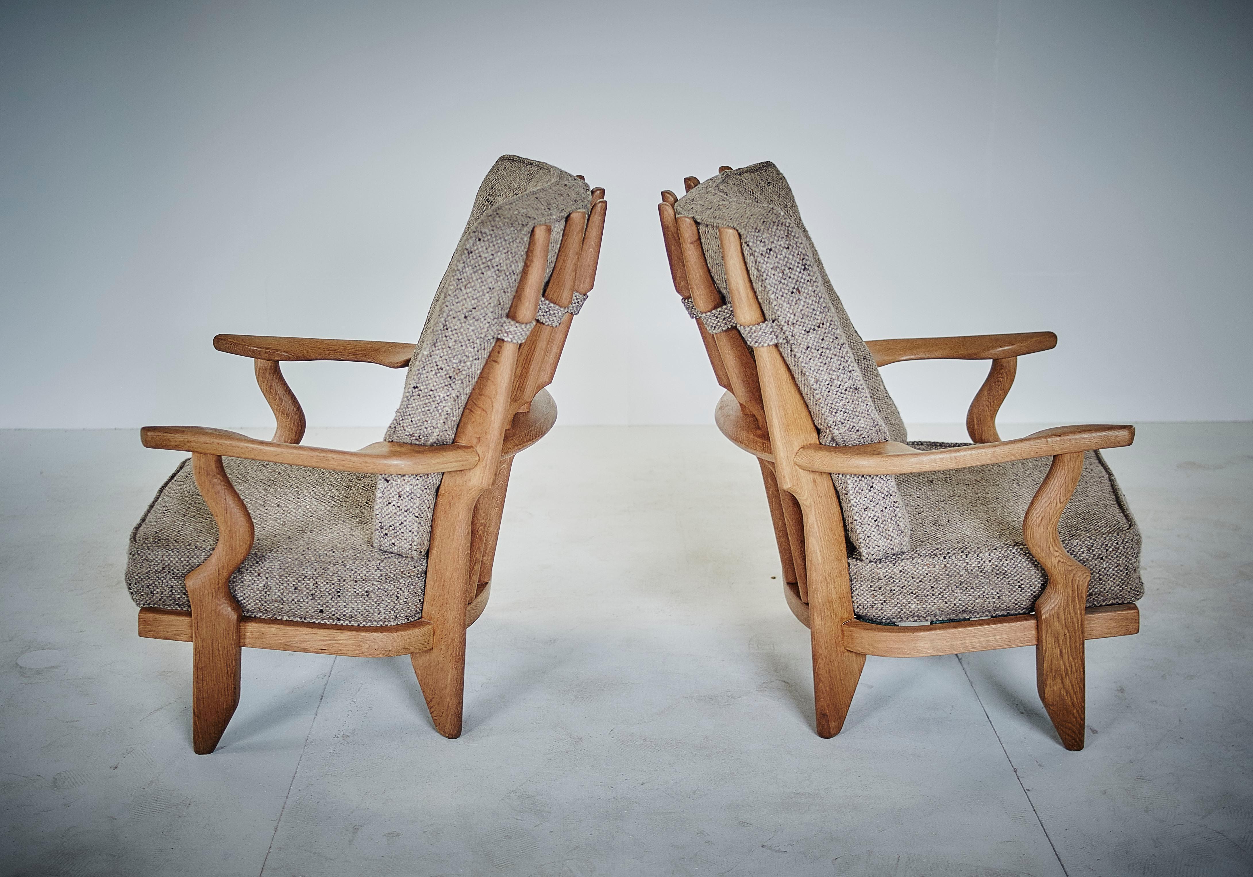 Mid-Century Modern Pair of Petit Repos, Guillerme et Chambron with Original Fabric, 1960 For Sale