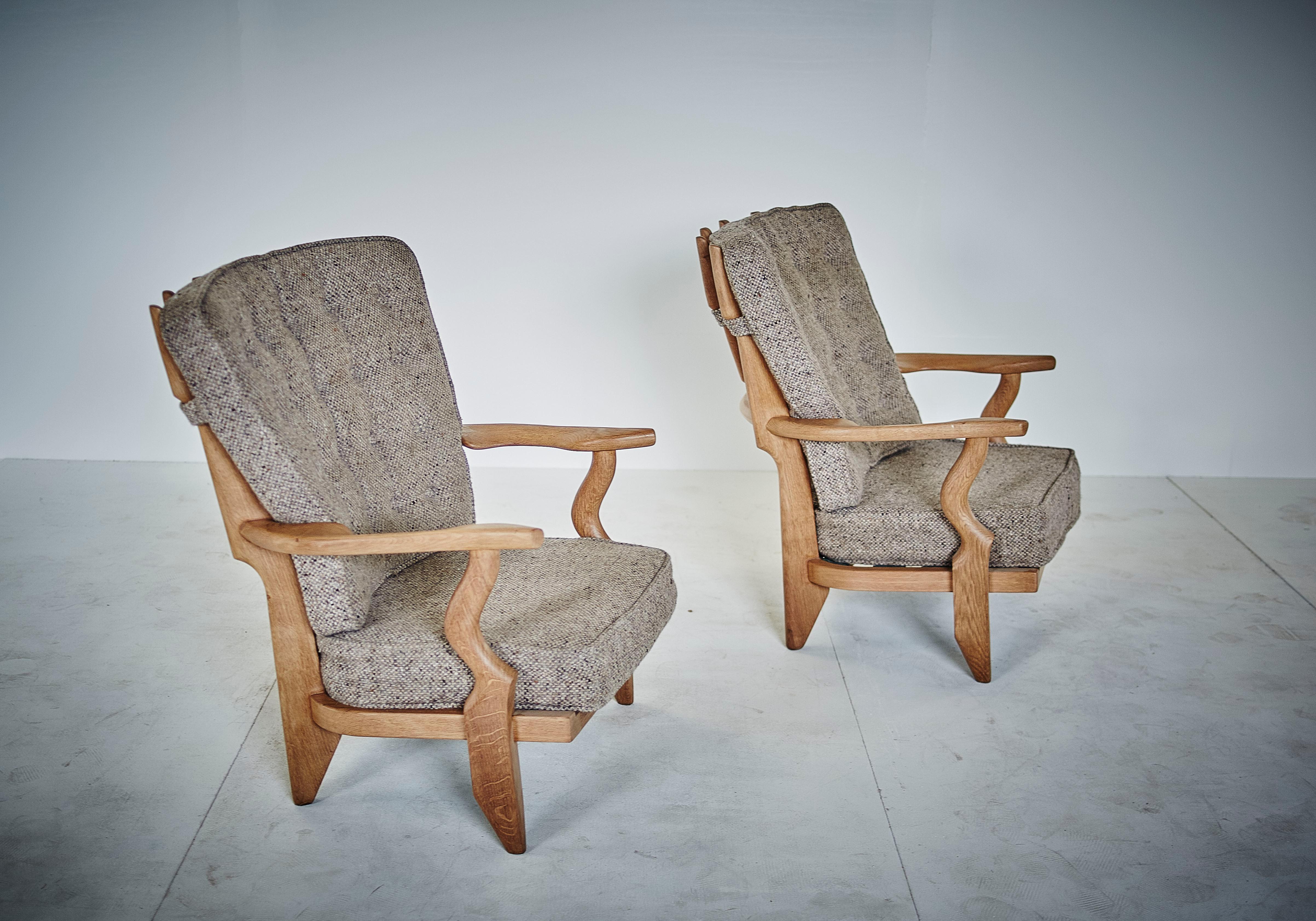 French Pair of Petit Repos, Guillerme et Chambron with Original Fabric, 1960 For Sale