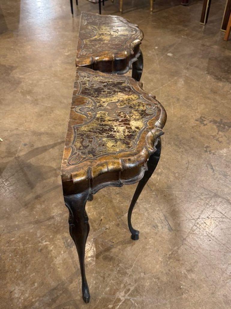 Acajou Paire de petites consoles anglaises du 19e siècle de style Queen Anne en vente