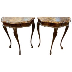 Paire de petites consoles anglaises du 19e siècle de style Queen Anne
