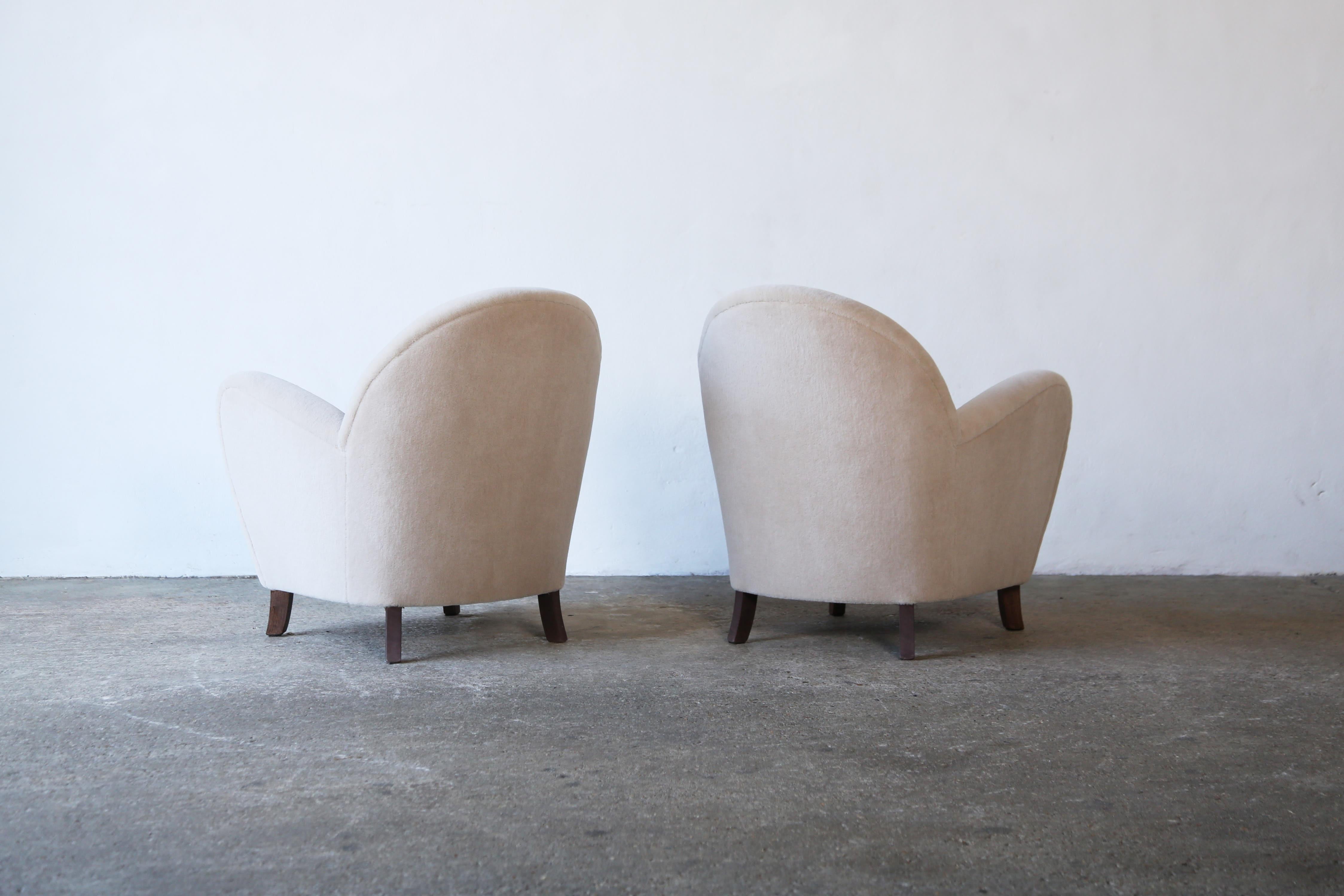 Pair of Charming Armchairs, Upholstered in Pure Alpaca For Sale 1