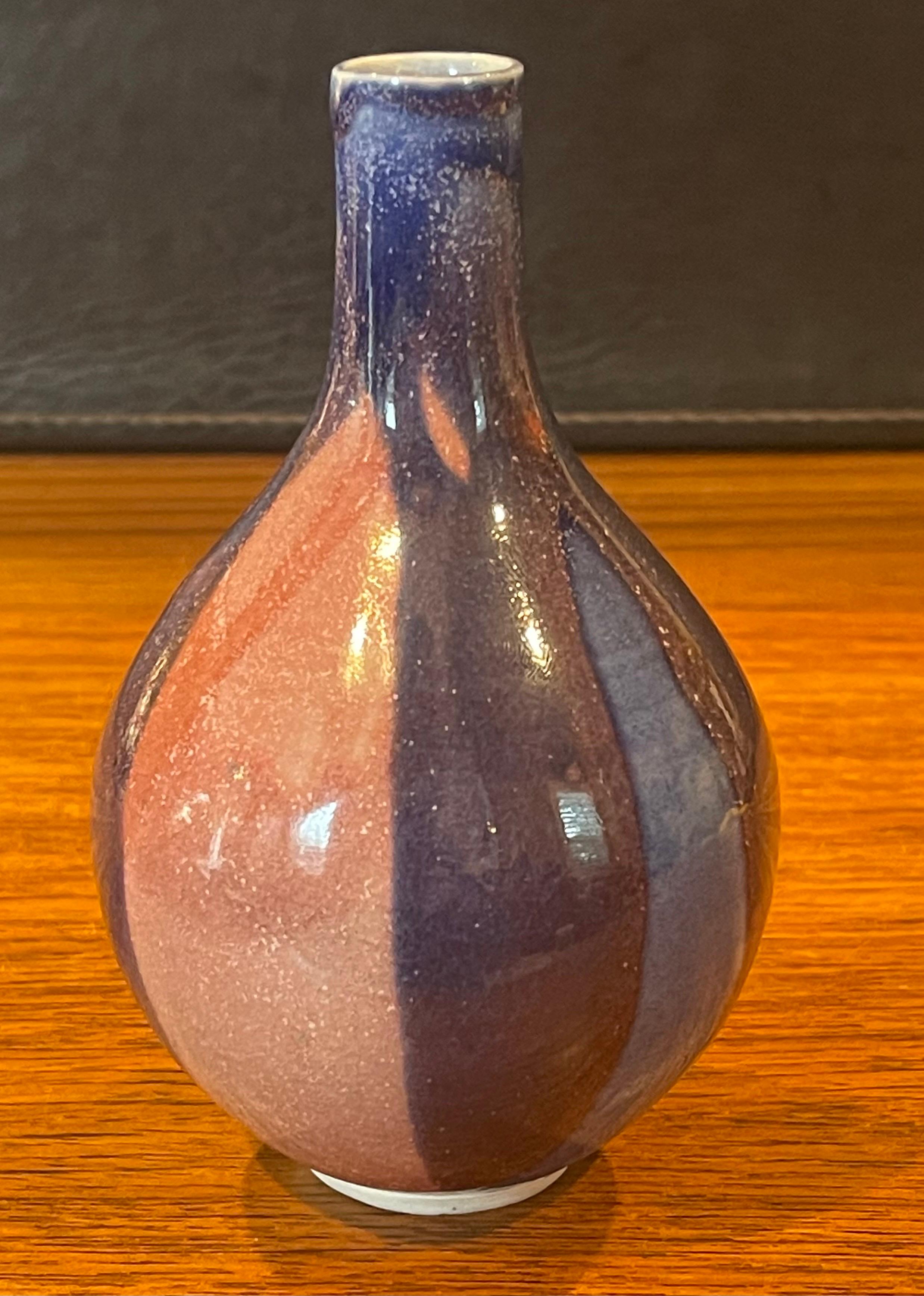Pair of Petite California Studio Pottery Ceramic Vases by Barbara Moorefield For Sale 4