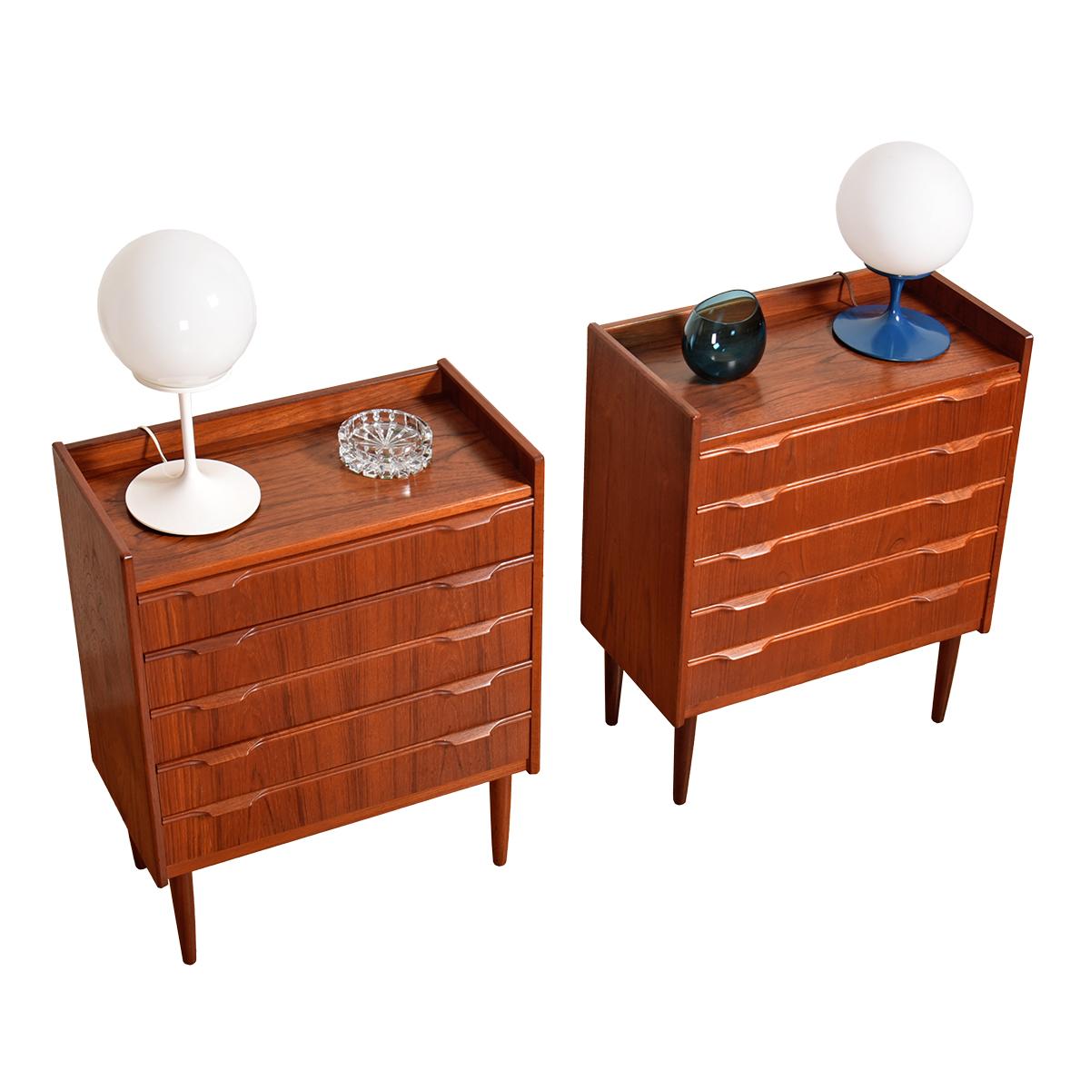 Pair of Petite Danish Teak End Tables  Nightstands For Sale 1