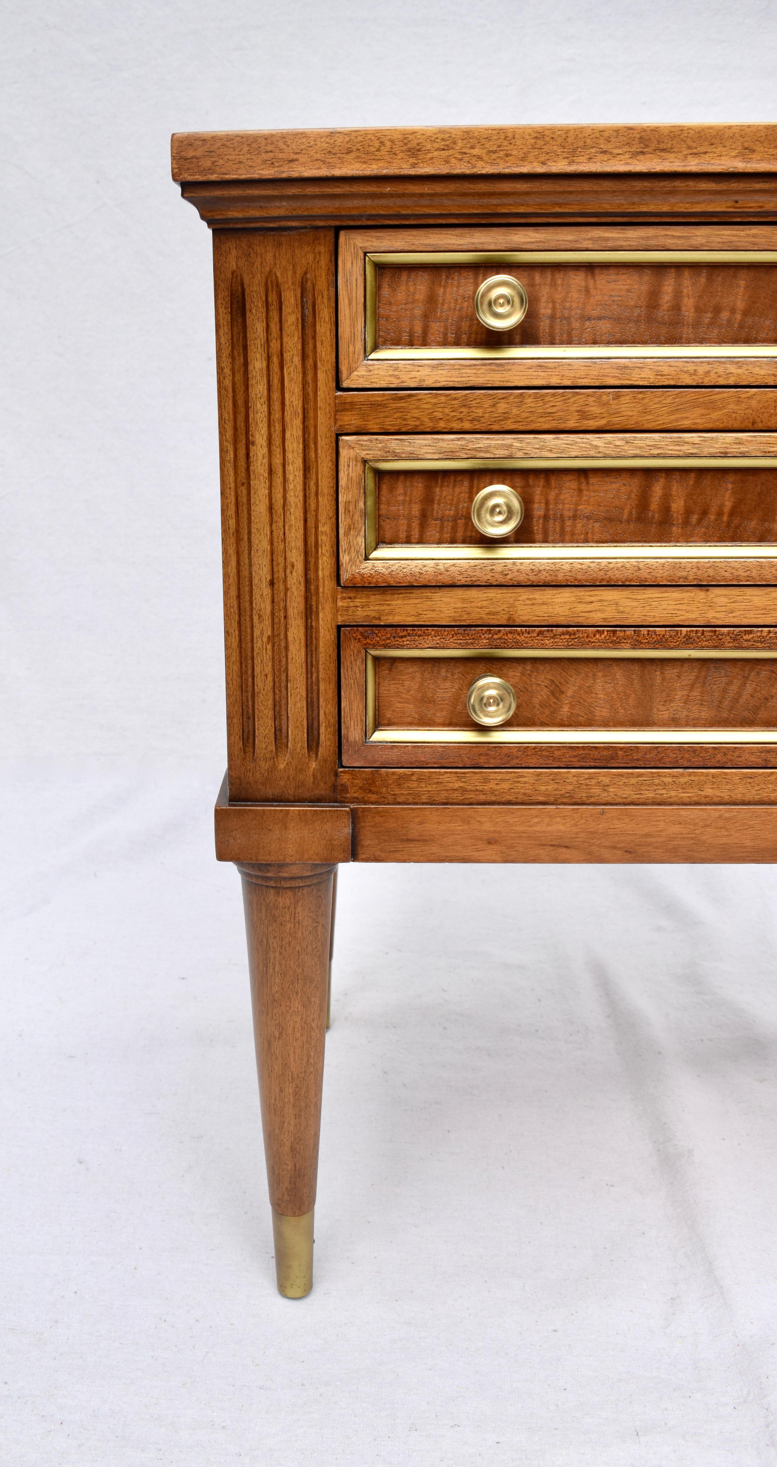 20th Century Pair of Petite French Directoire Style Commodes or Nightstands