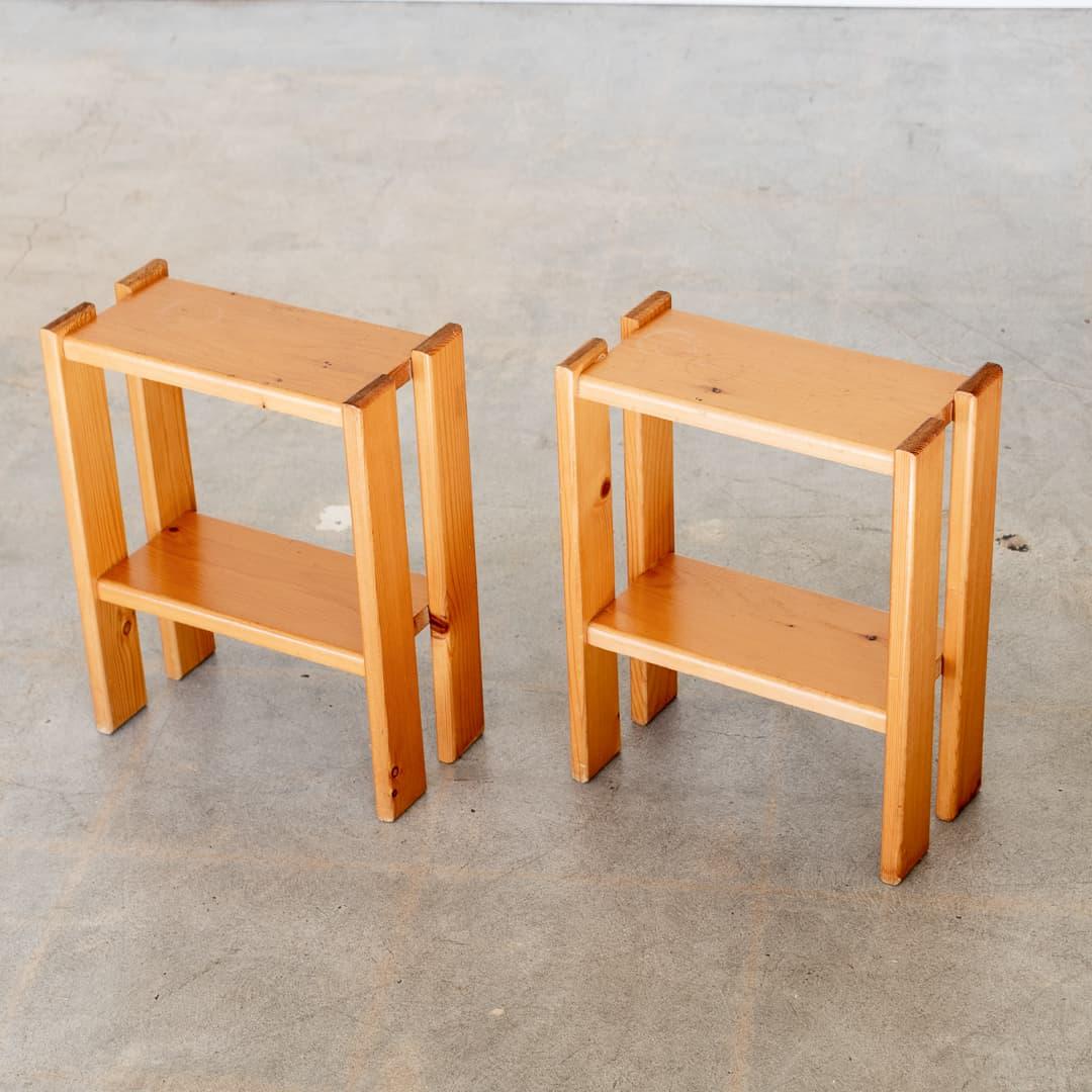 20th Century Pair of Petite French Elm Side Tables For Sale