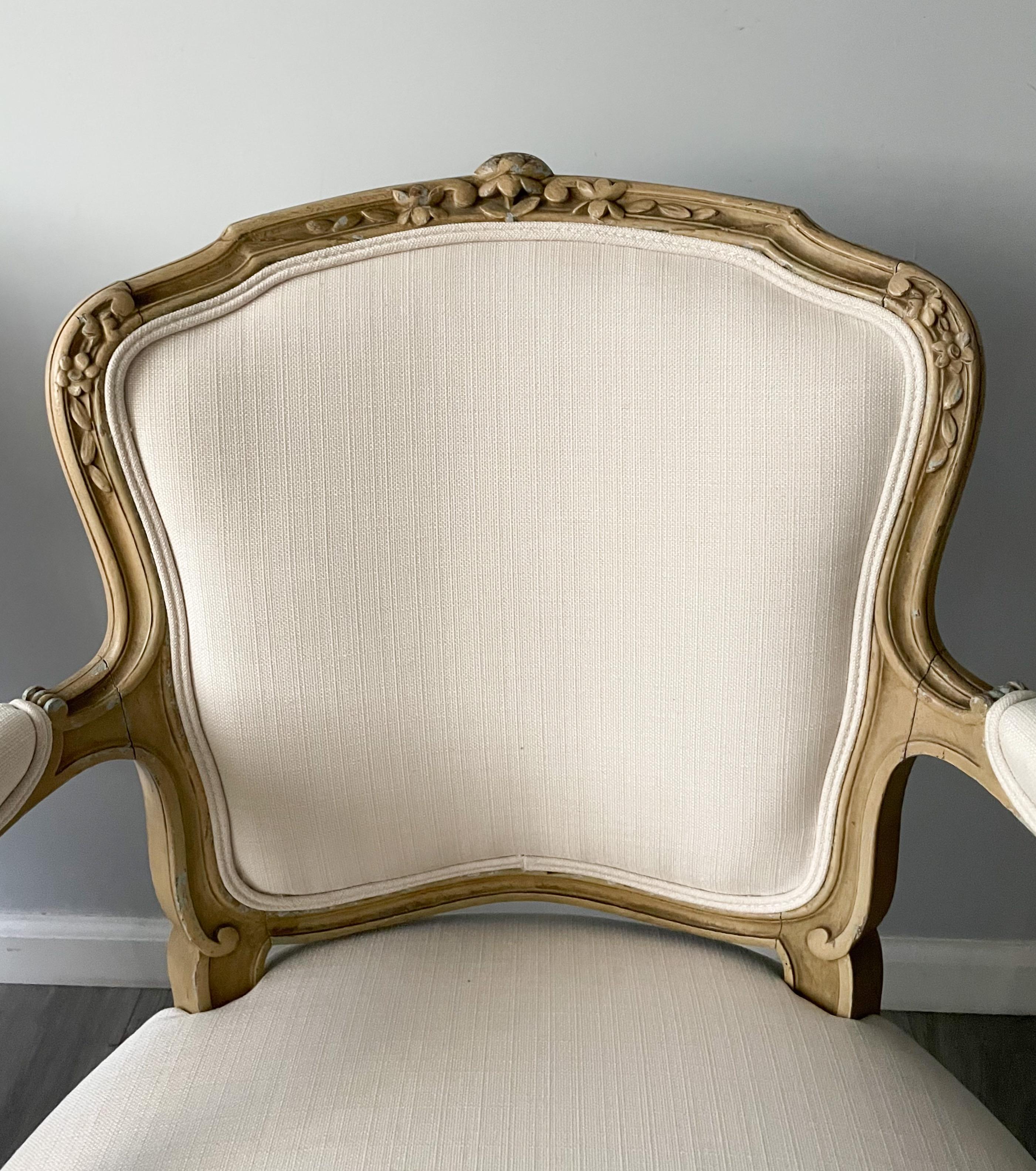 Linen Pair of Petite French Louis XVI-Style Chairs For Sale