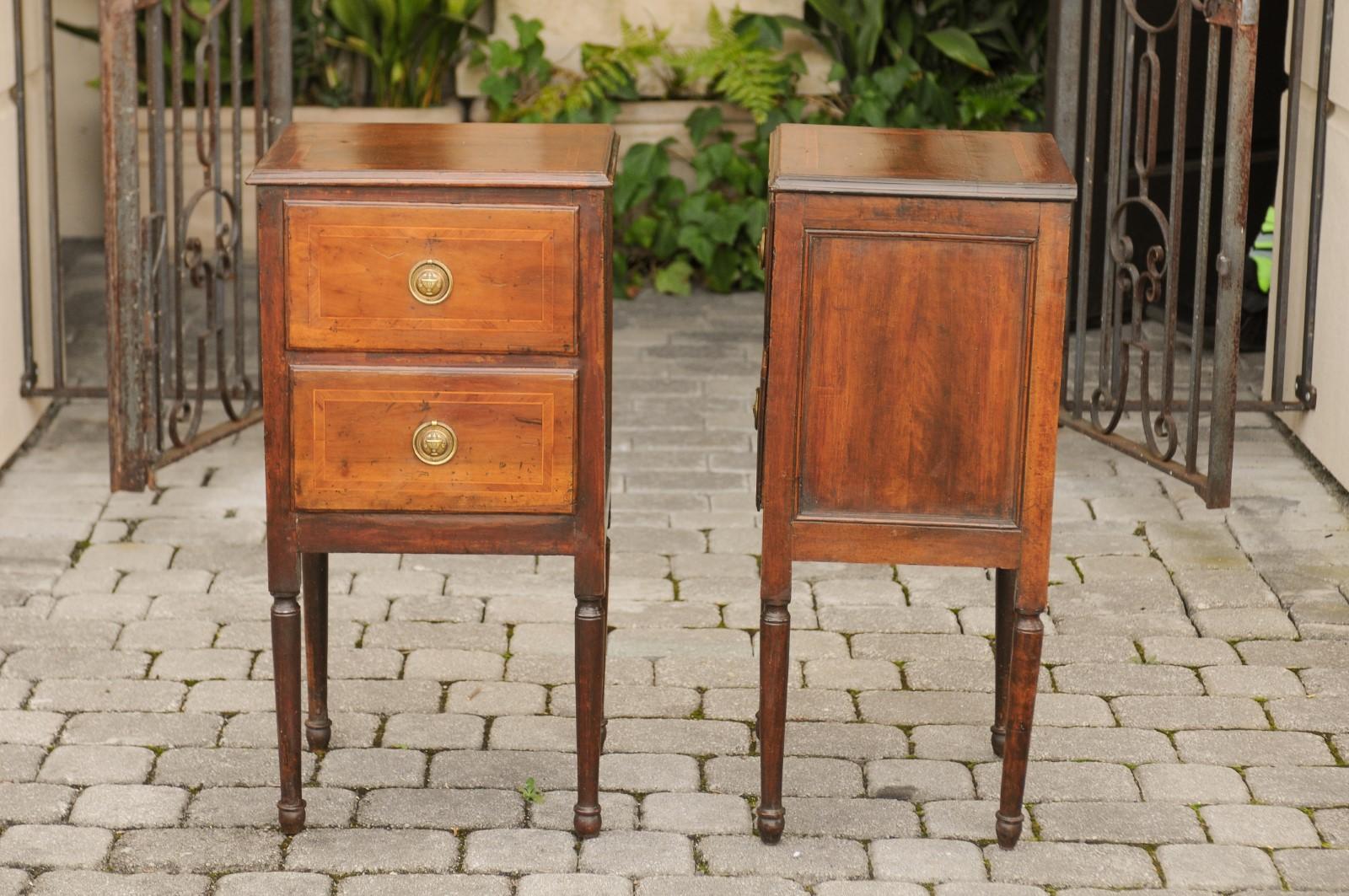 Pair of Petite Italian 1820s Walnut Two-Drawer Commodes with Crossbanded Inlay 7