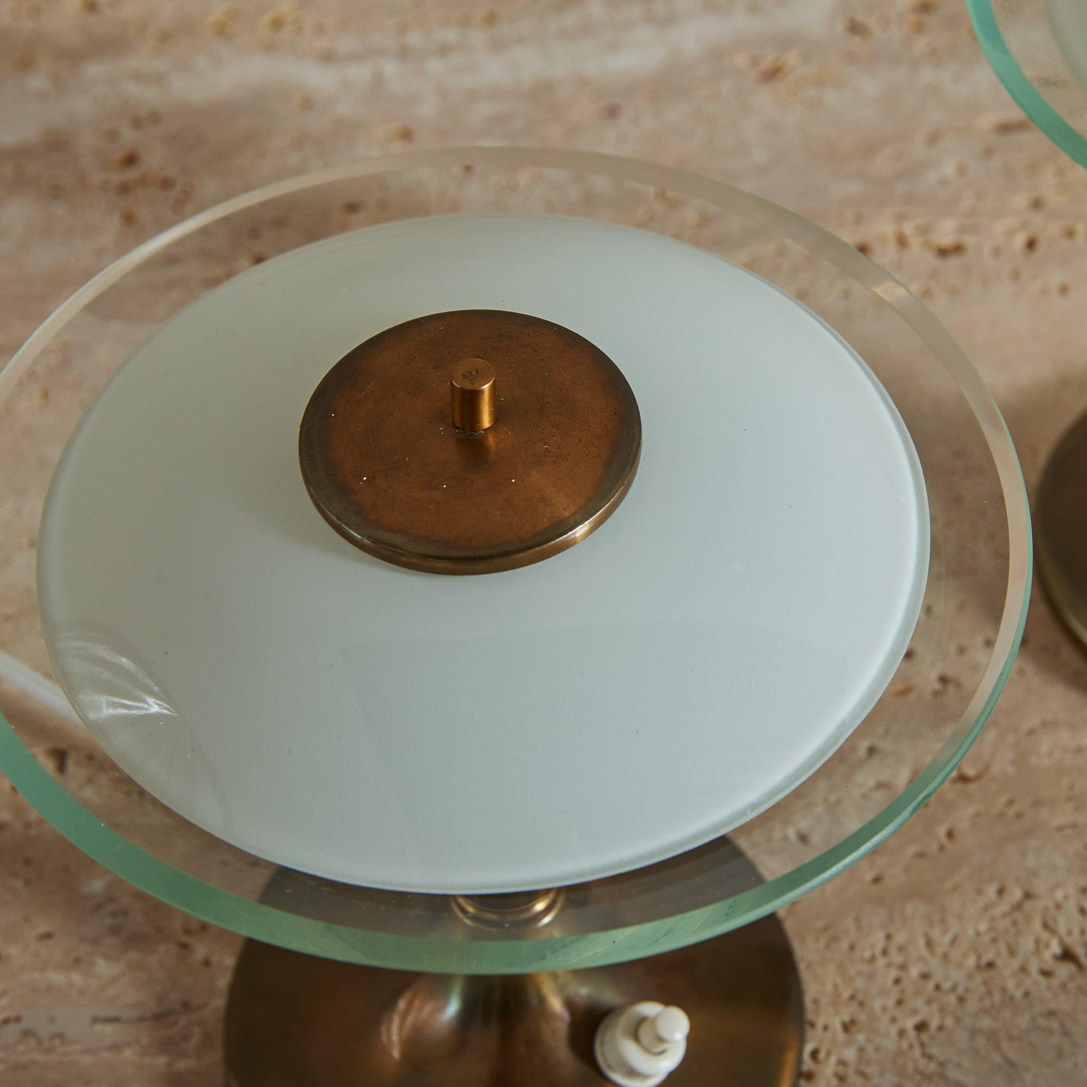 Zwei zierliche italienische A Space Age Tischlampen, 1950er Jahre (Italienisch) im Angebot