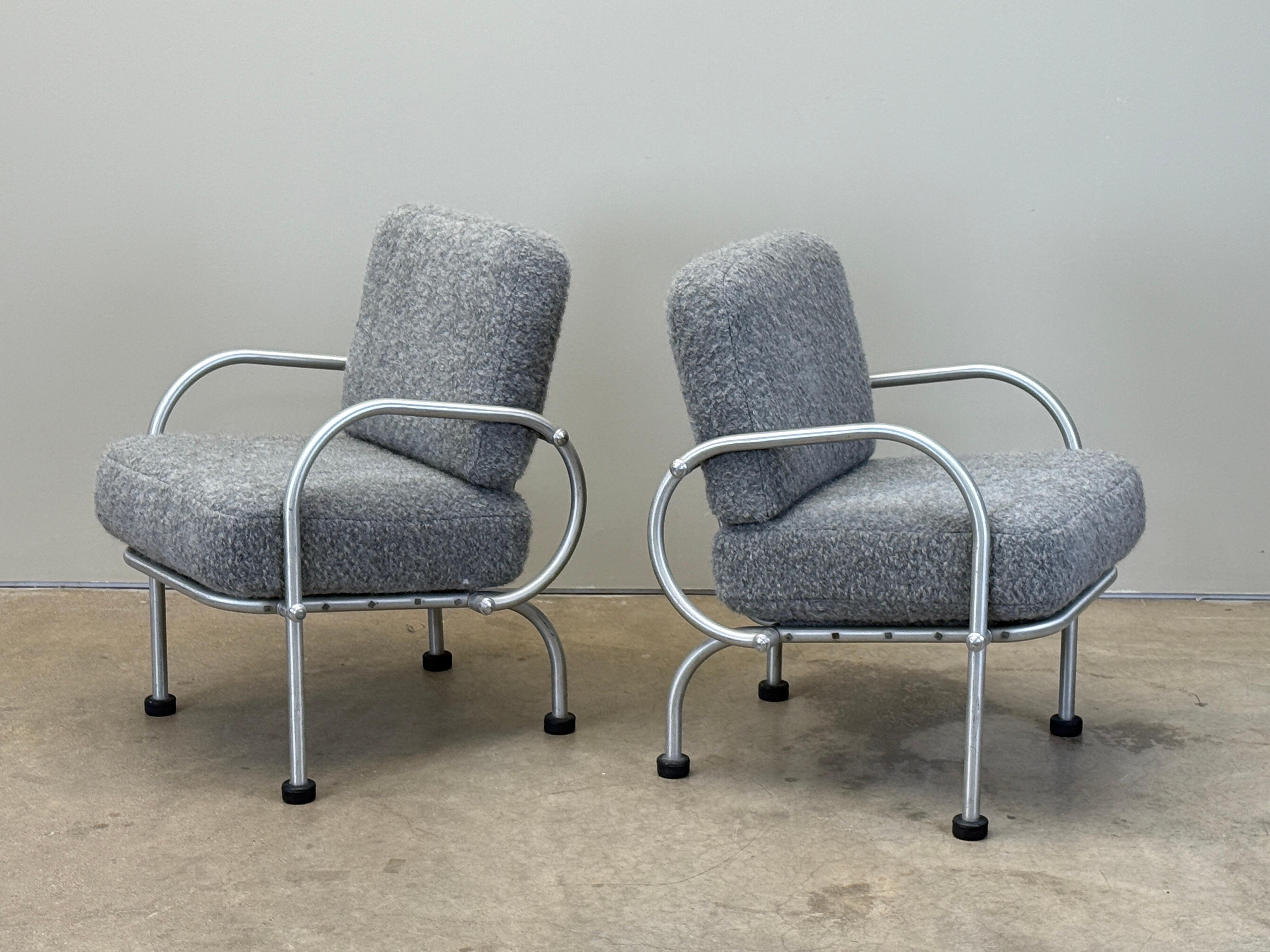 Pair of Petite Lounge Chairs by Warren McArthur For Sale 11