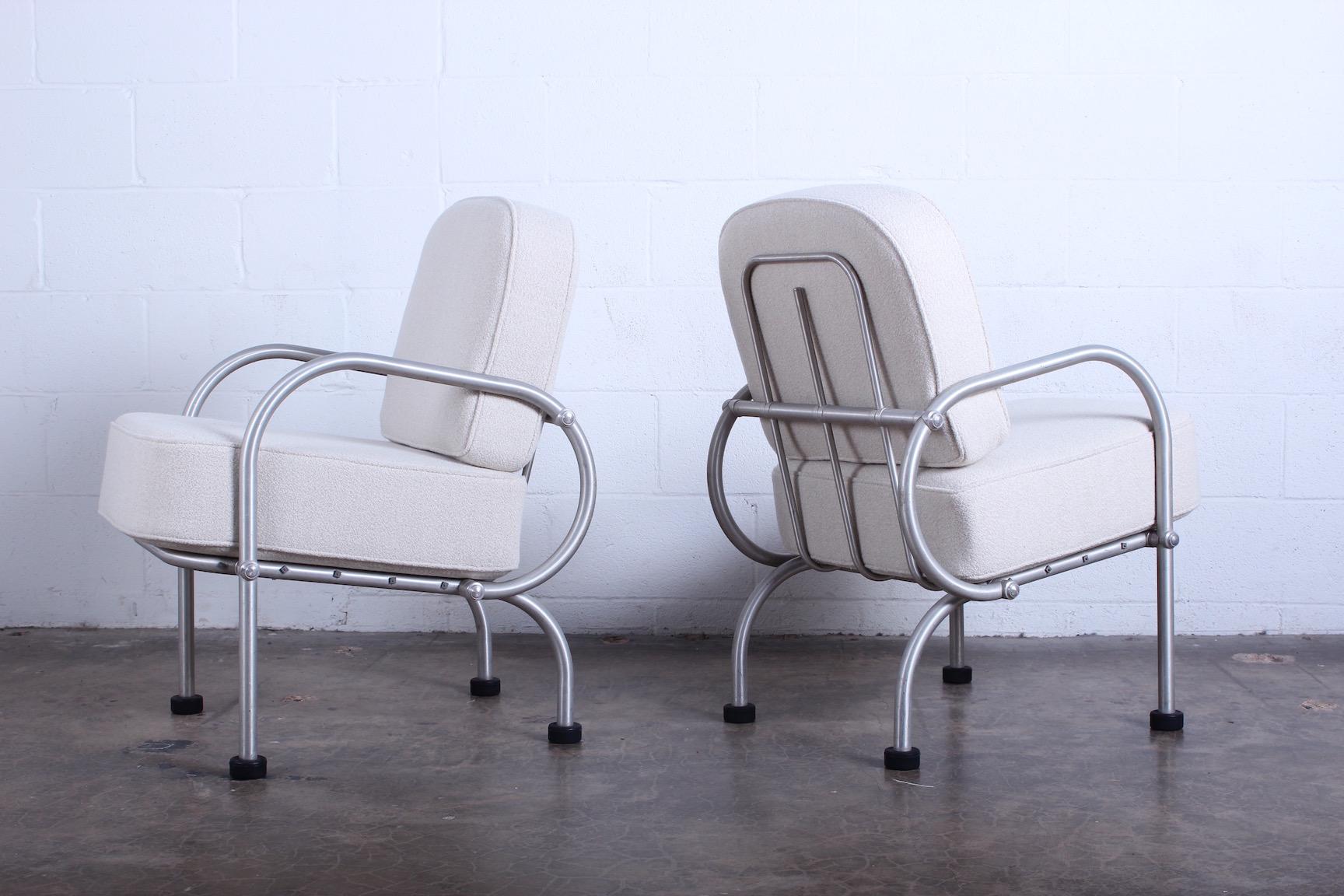 Pair of Petite Lounge Chairs by Warren McArthur In Good Condition In Dallas, TX