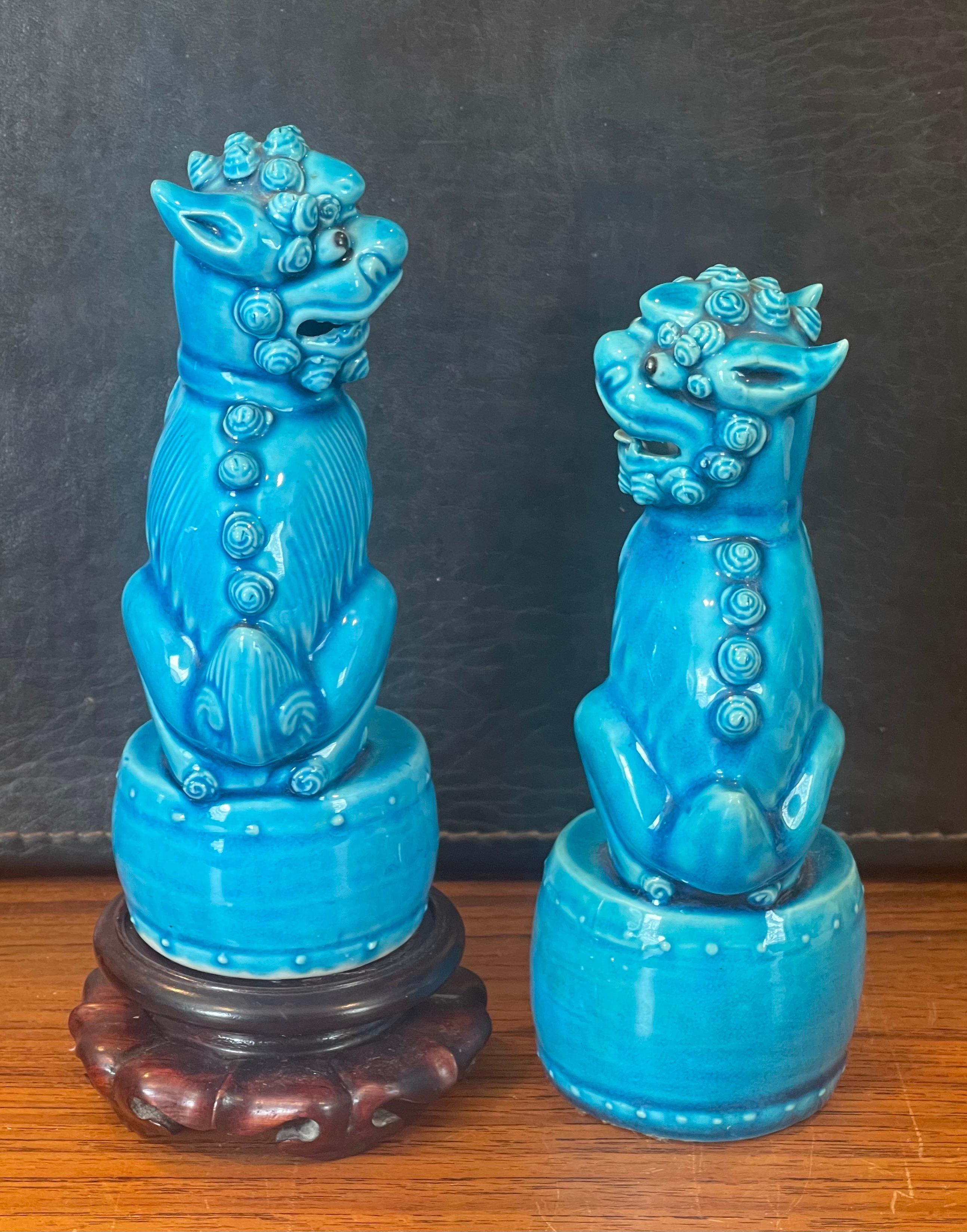 Pair of Petite Mid-Century Turquoise Blue Ceramic Foo Dog Sculptures In Good Condition For Sale In San Diego, CA