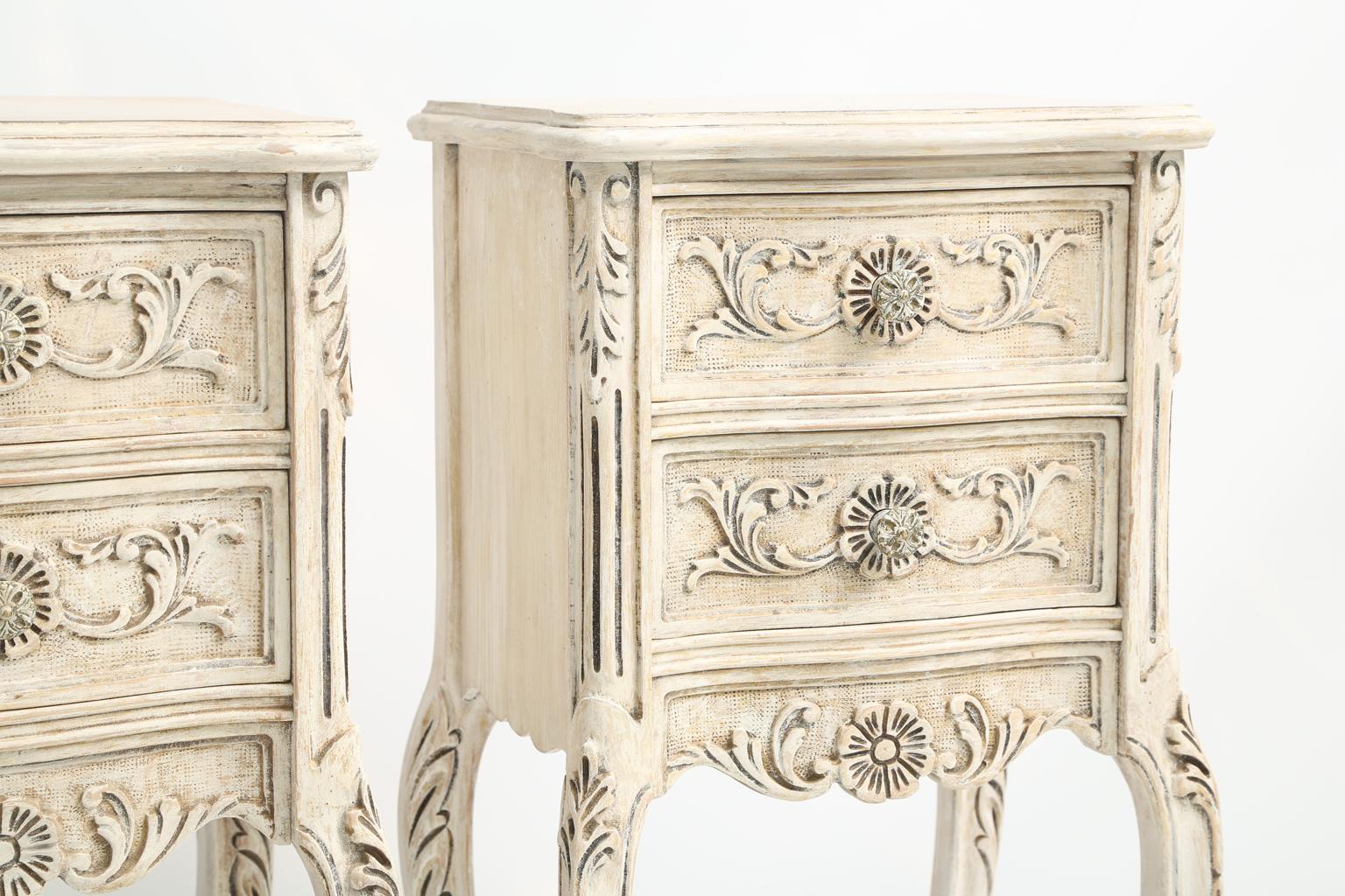 Pair of Petite Painted Italian Night Table Chests  In Good Condition In West Palm Beach, FL