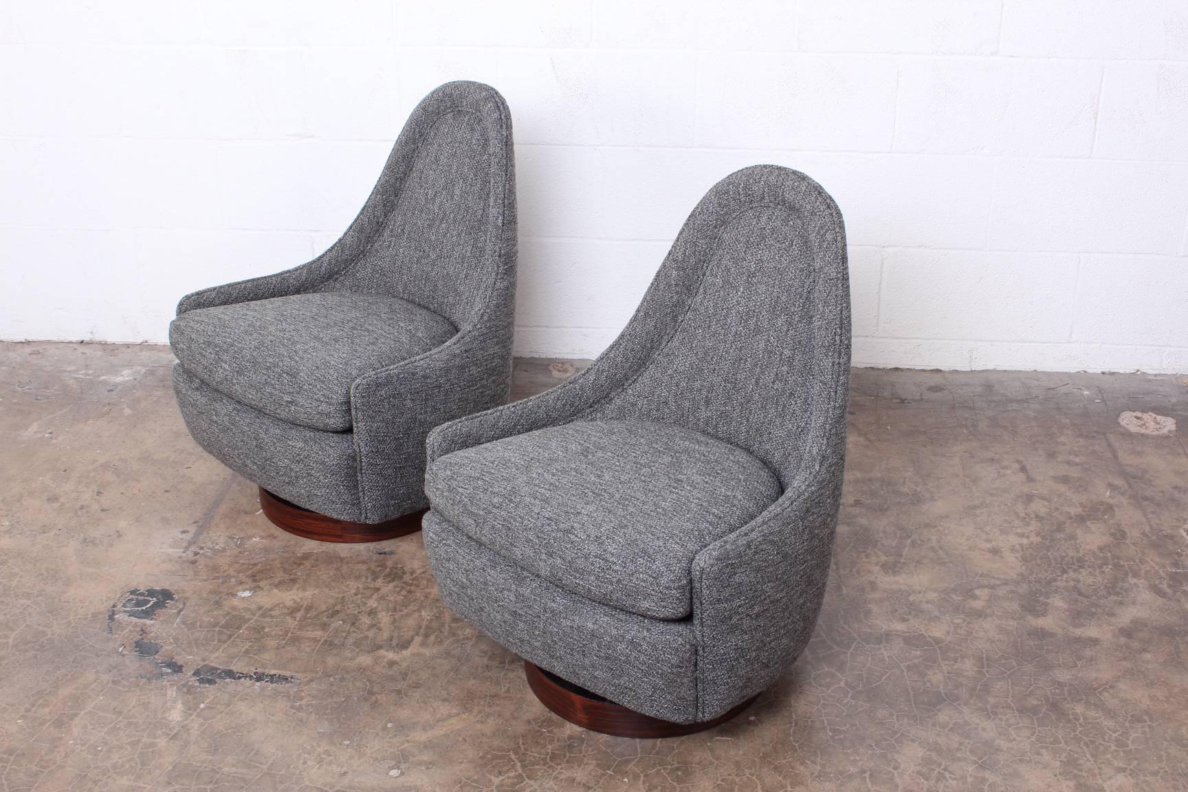 Pair of Petite Rocking Swivel Chairs by Milo Baughman 6