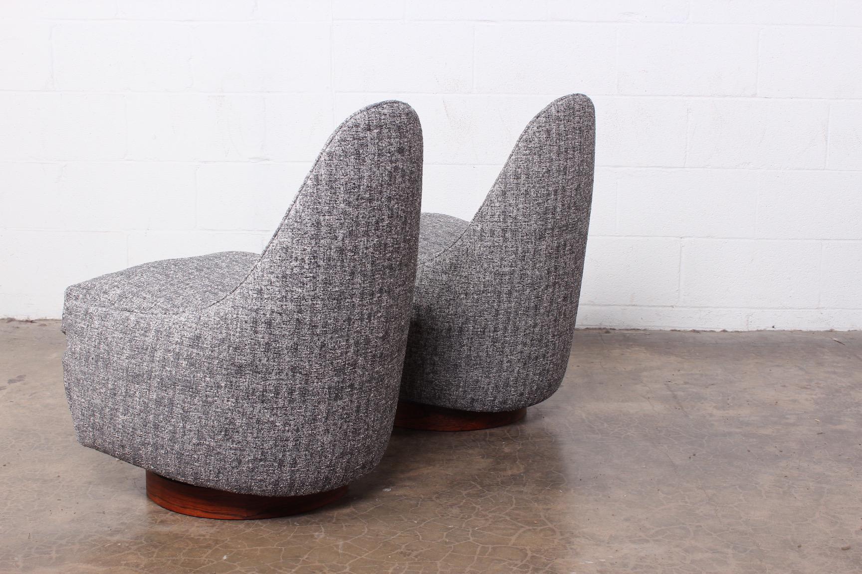 Pair of Petite Rocking Swivel Chairs by Milo Baughman 5