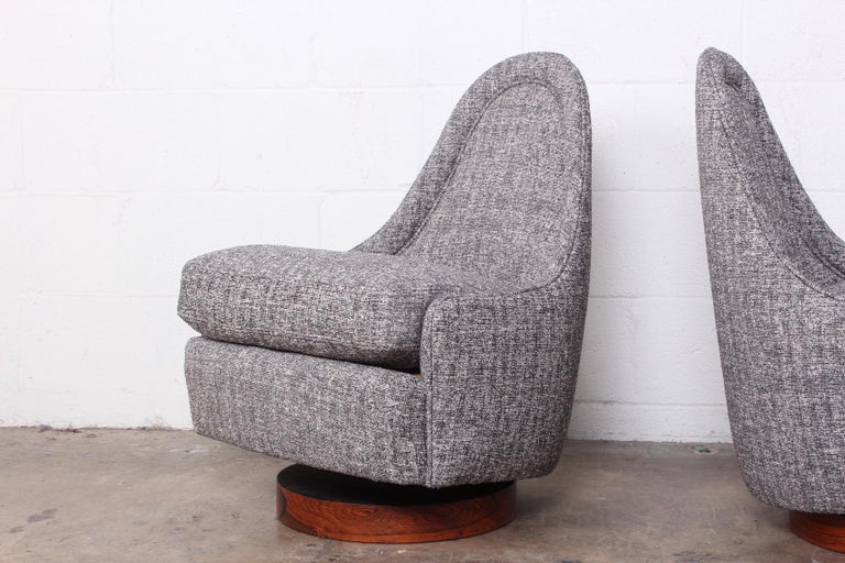 Thayer Small Rocker Pair of Petite Rocking Swivel Chairs by Milo Baughman at 1stDibs ...