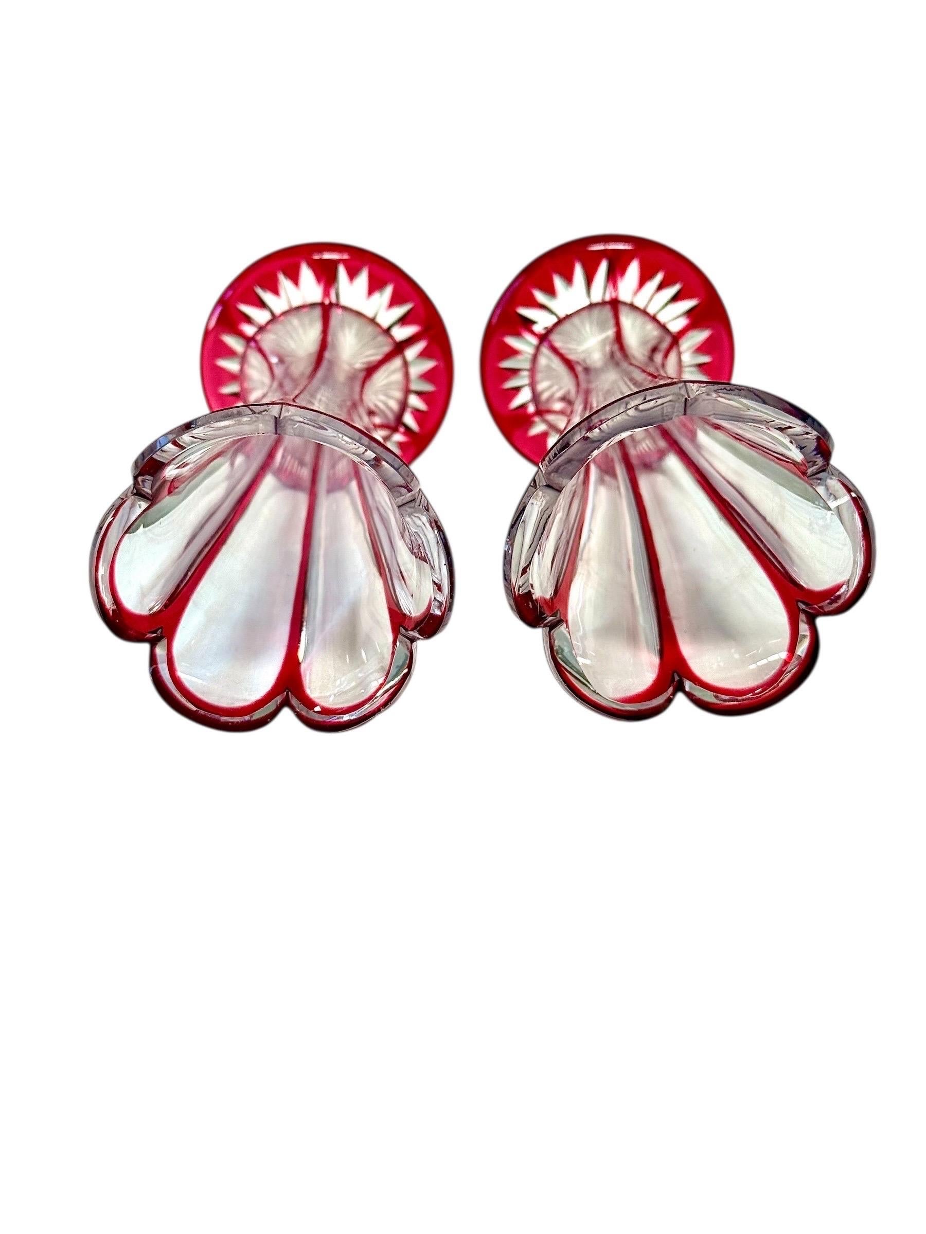 XIXe siècle Pair of Petite Ruby Red Overlay Crystal Vases, 19th Century en vente