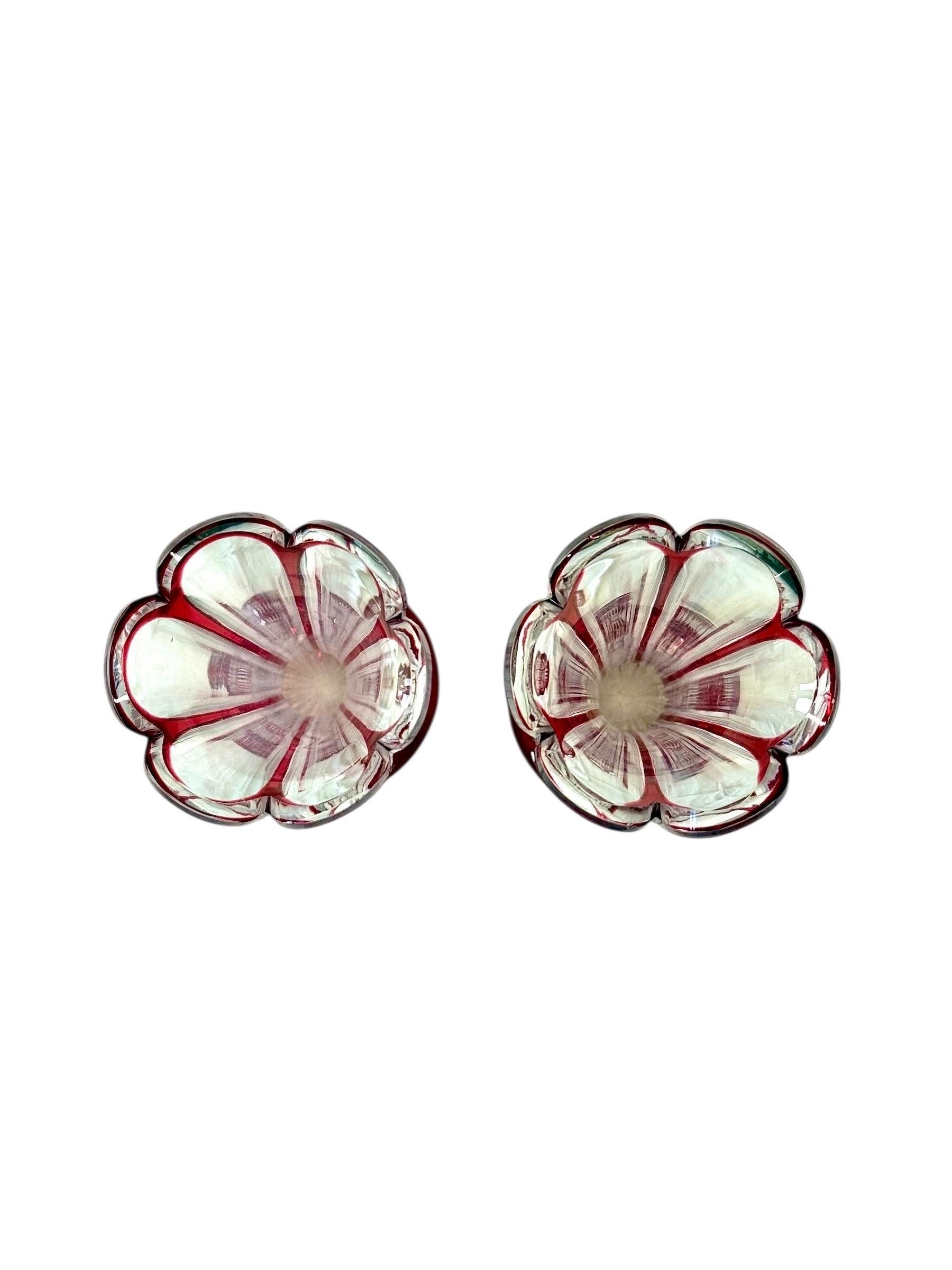 Pair of Petite Ruby Red Overlay Crystal Vases, 19th Century en vente 1