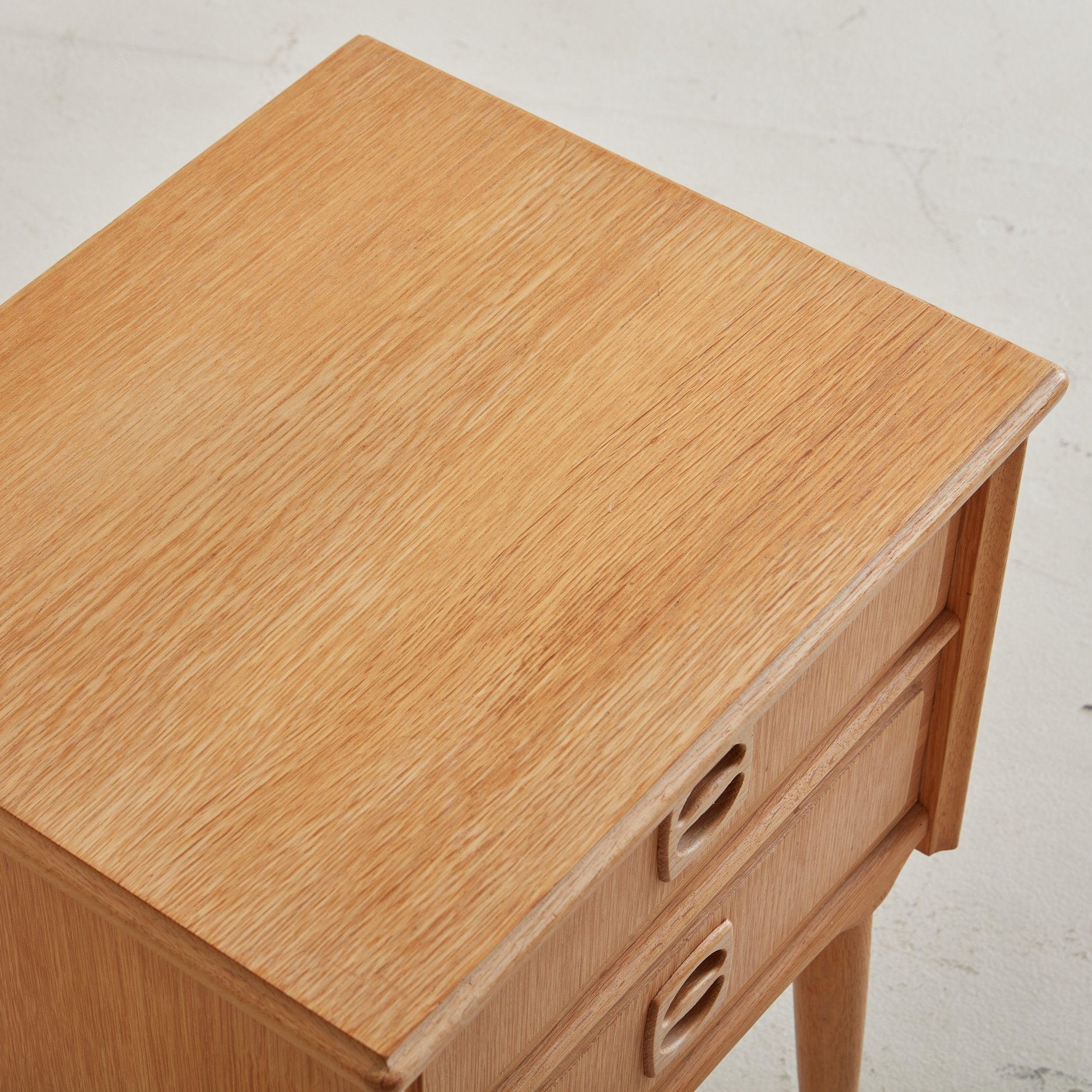 Pair of Petite Scandinavian Modern Oak Nightstands, Denmark 1970s 5