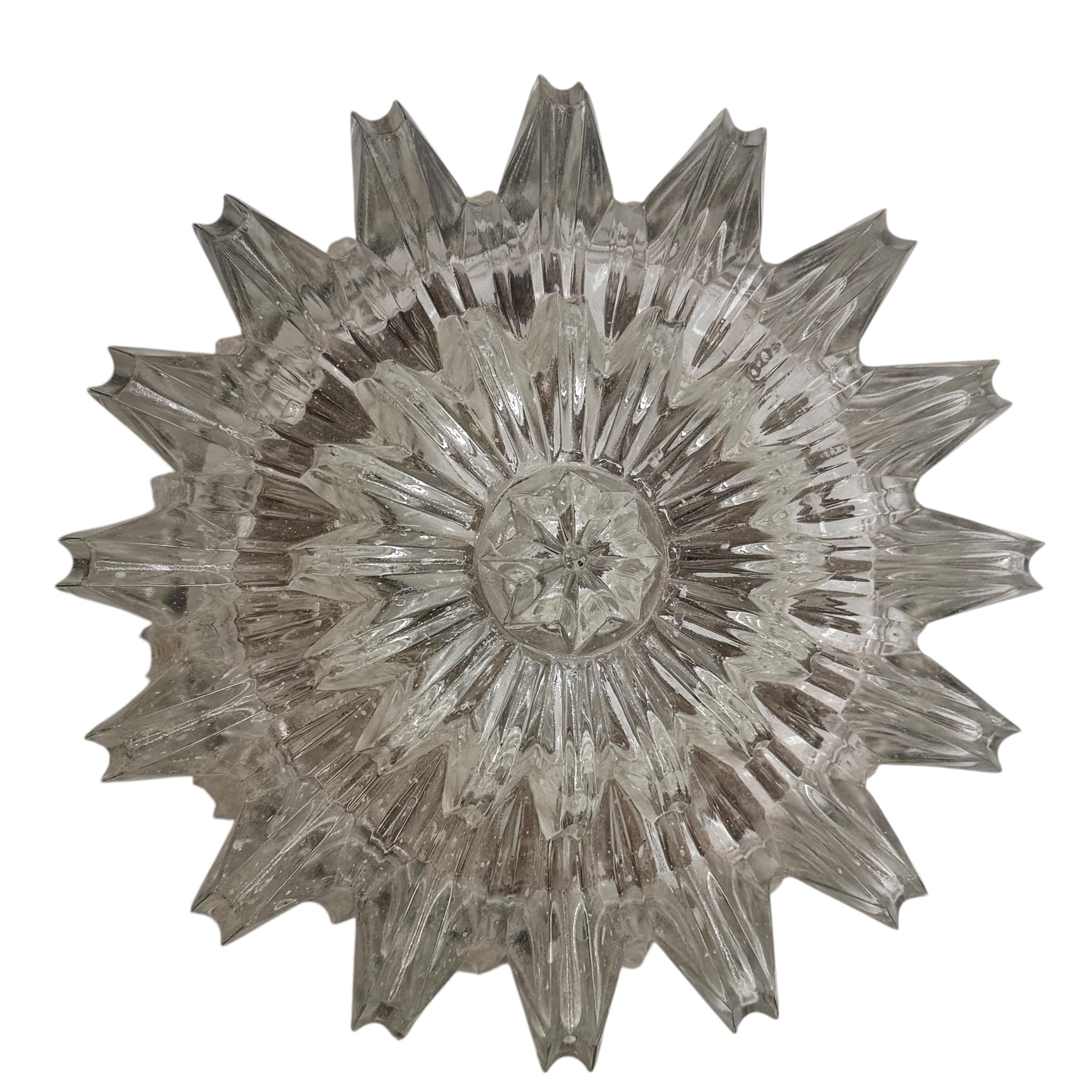 Pair of Petite Starburst Pattern Flush Mount Ceiling Lights, 1960s In Good Condition For Sale In Nuernberg, DE
