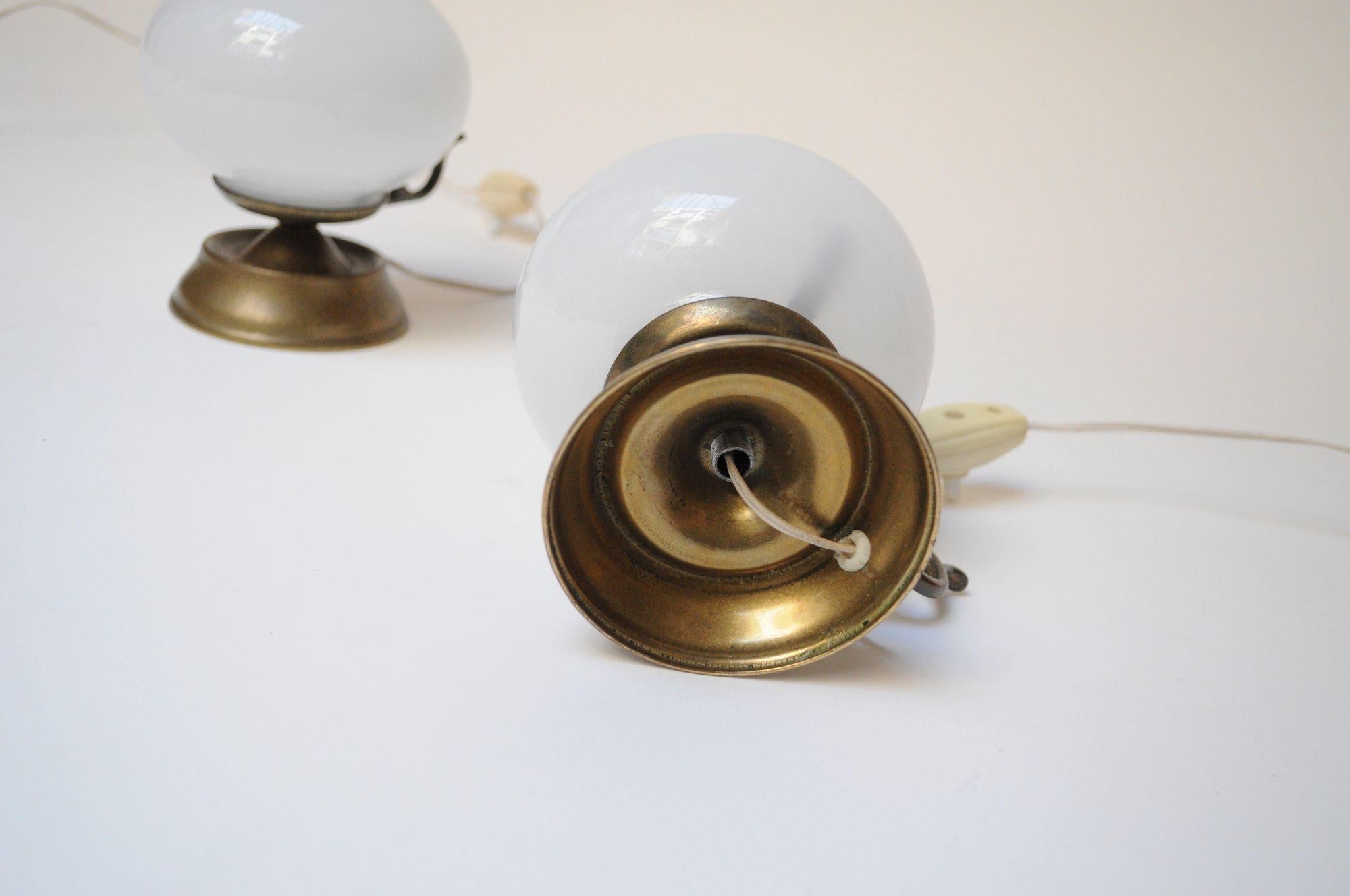 Pair of Petite Vintage Italian Chamberstick Glass and Brass Bedside Lamps For Sale 10