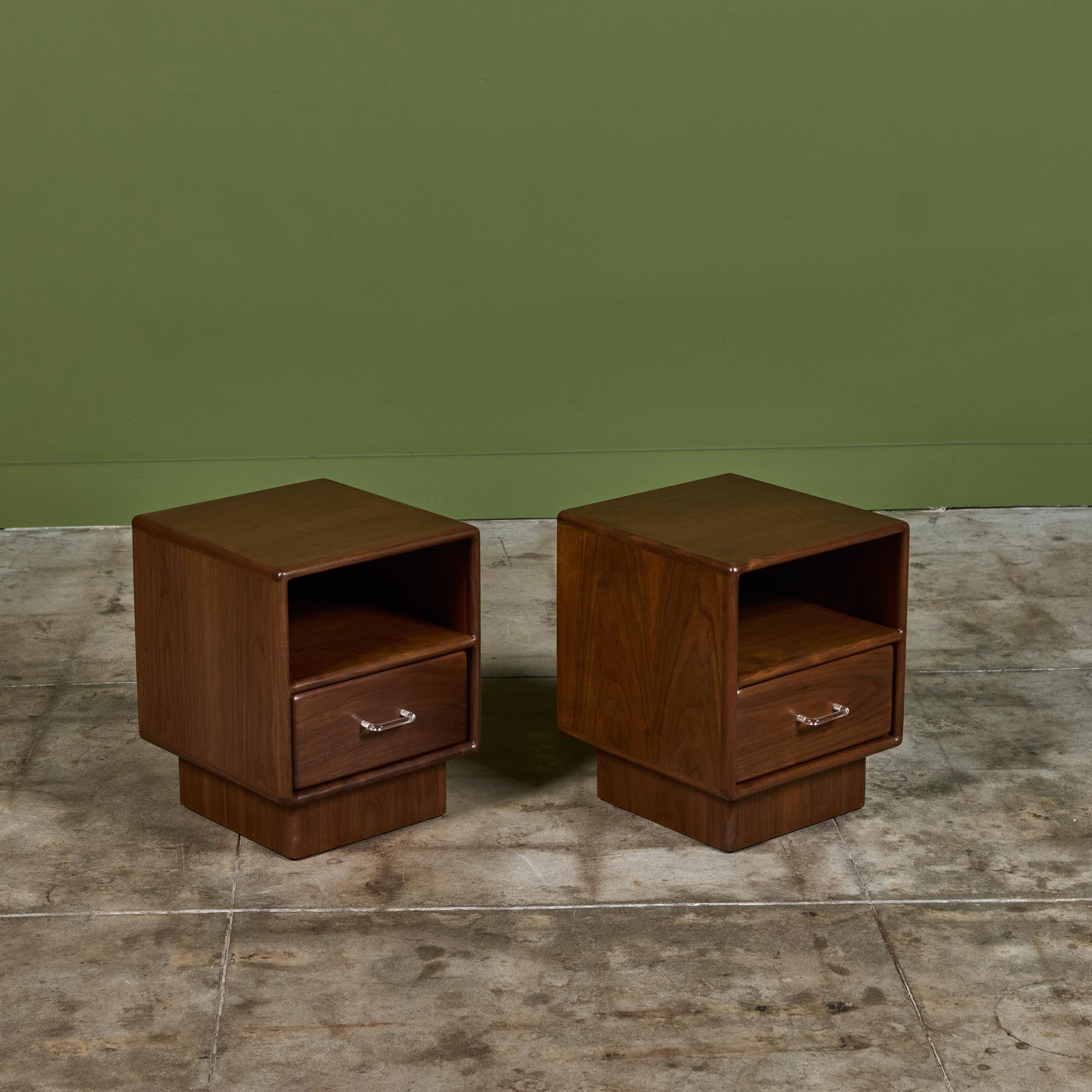 Pair of Petite Walnut Nightstands 3