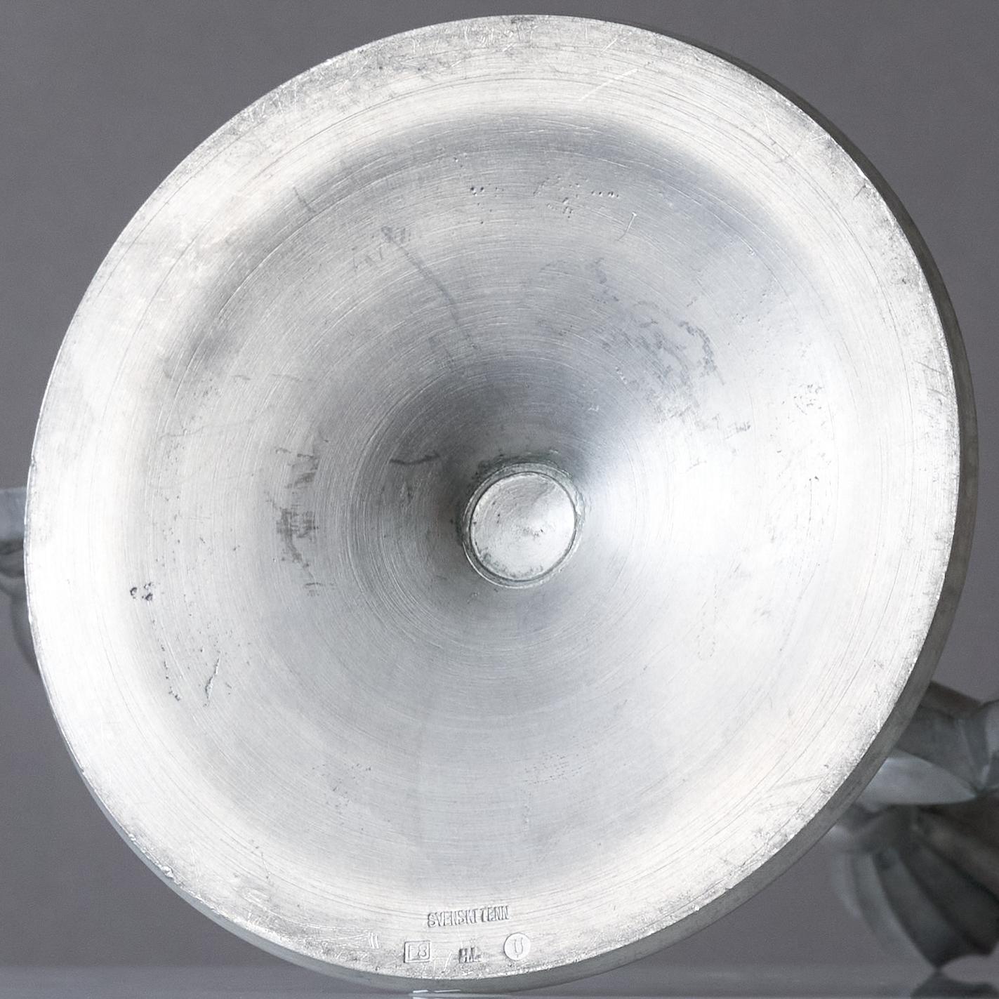 Coppia di candelabri in peltro Art Deco di Harald Linder, Svezia, 1932. in vendita 4