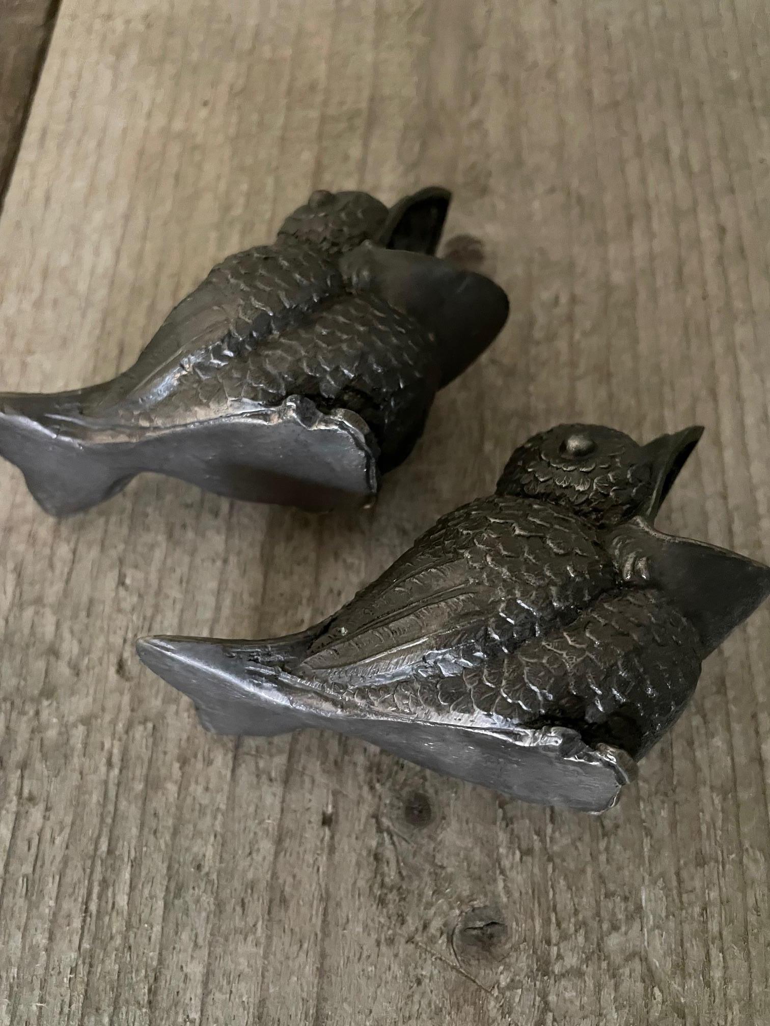 Art Nouveau Pair of pewter bird ashtrays For Sale