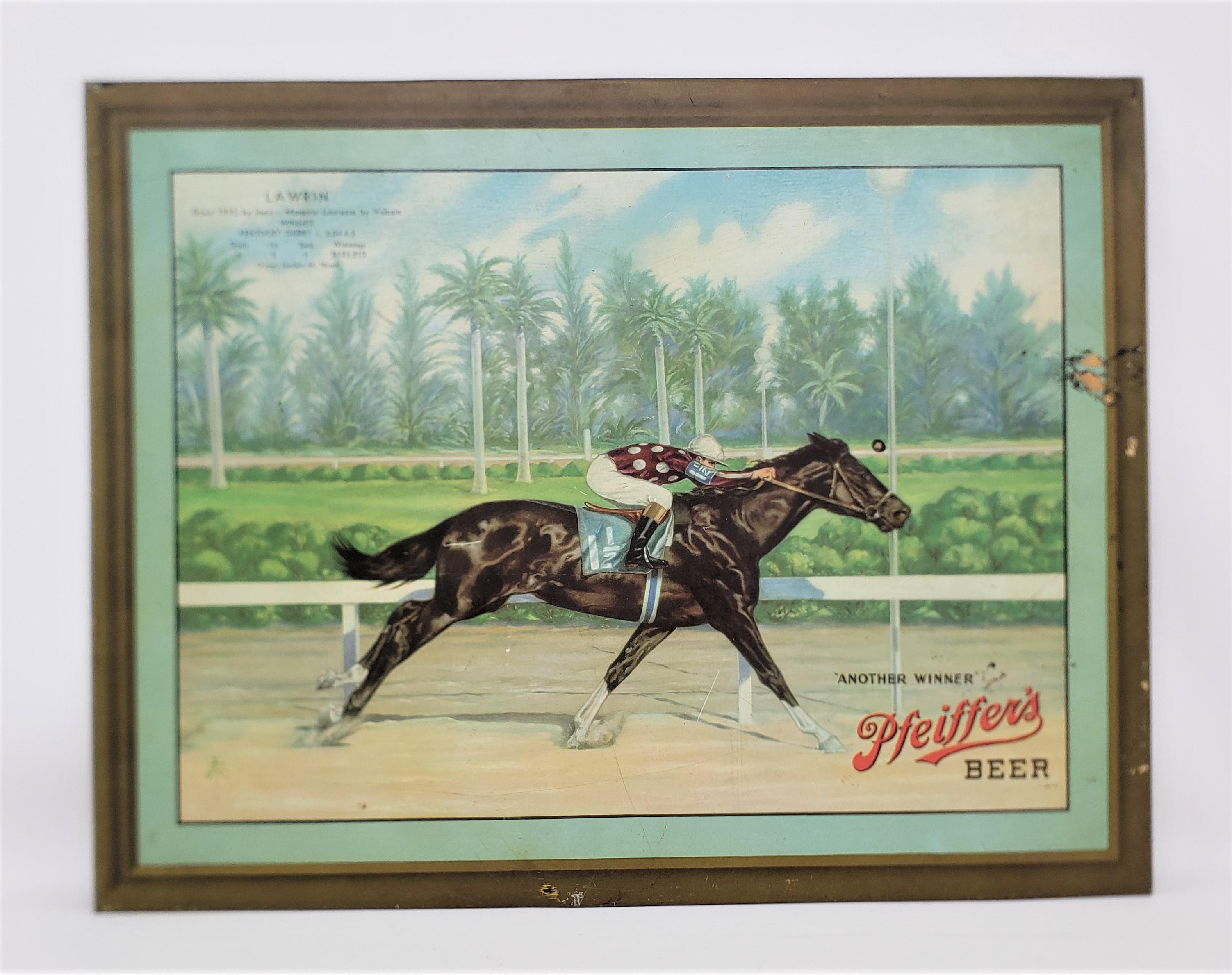 20ième siècle Paire de tentures murales publicitaires à la bière de Pfeiffer sur le thème des courses de chevaux en vente