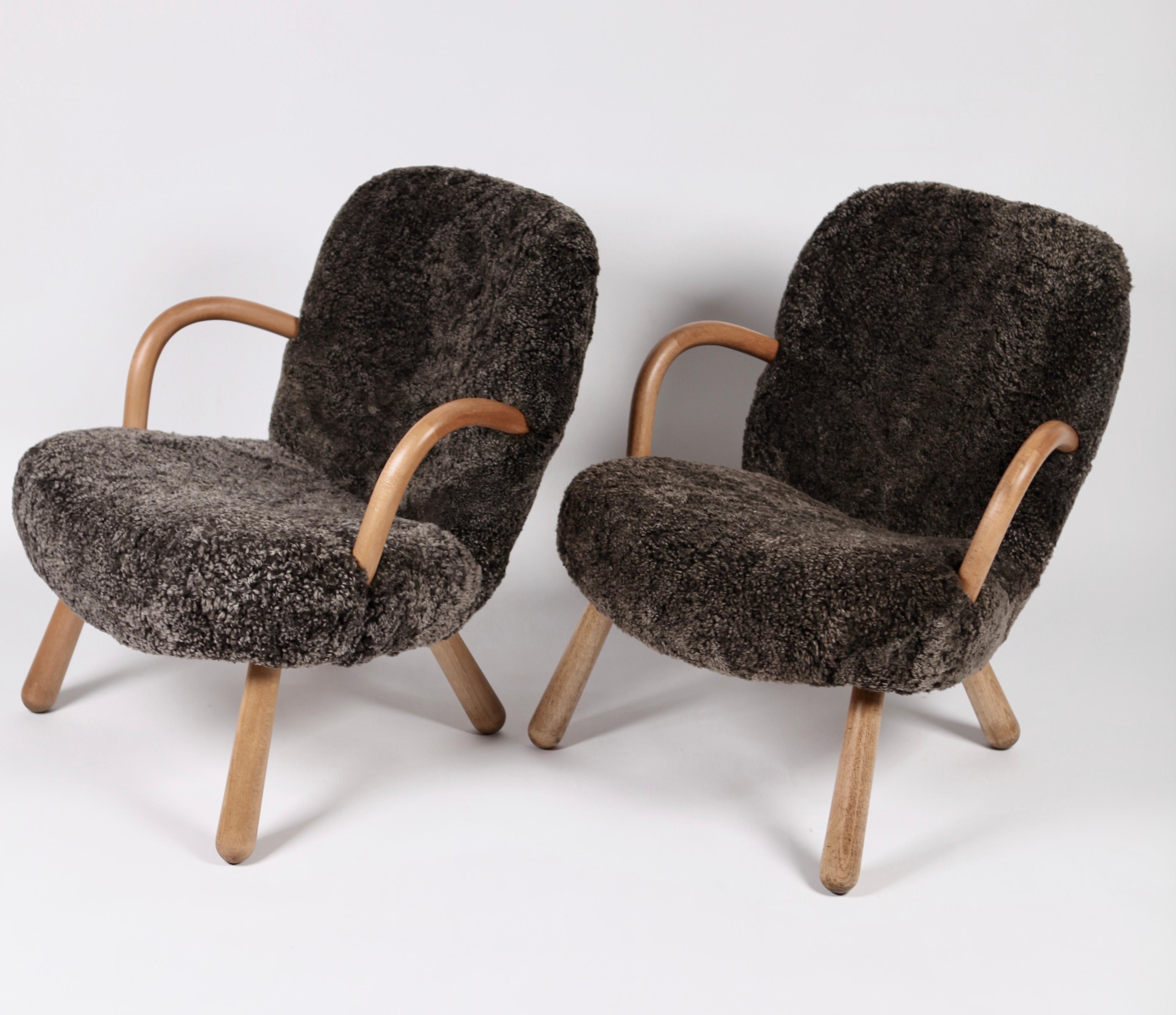 Pair of Philip Arctander Attributed Clam Chairs, 1950s 3