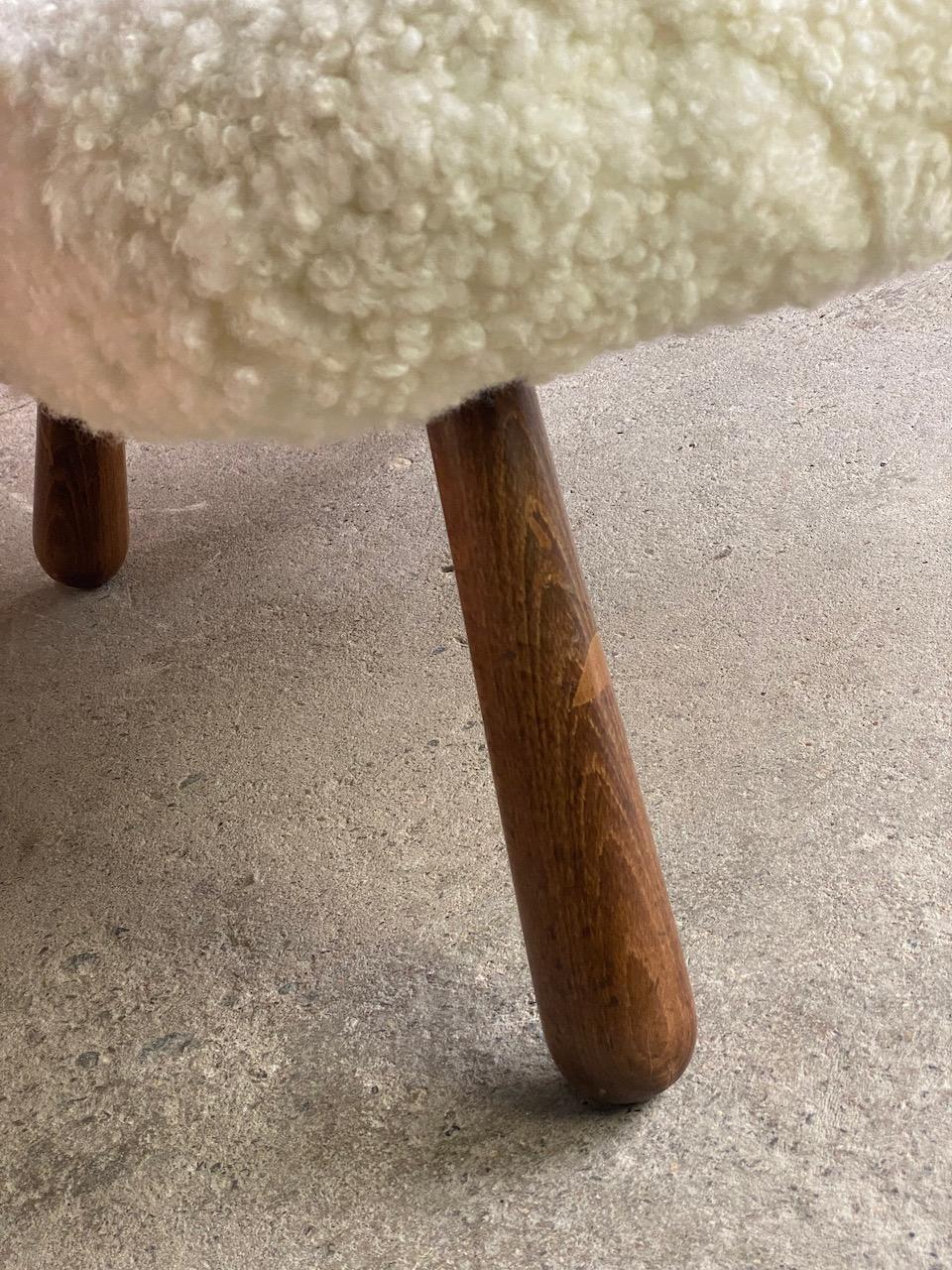 Sheepskin Pair of Philip Arctander ‘Muslingestole’ Clam Chairs 