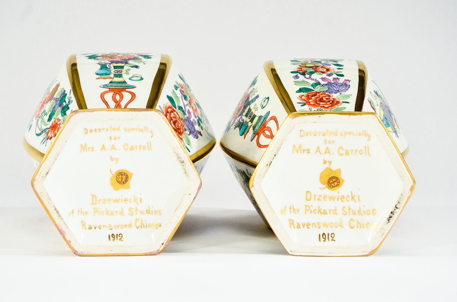 Pareja de jarrones japoneses Pickard pintados a mano y firmados por un artista, circa1912 en venta 3