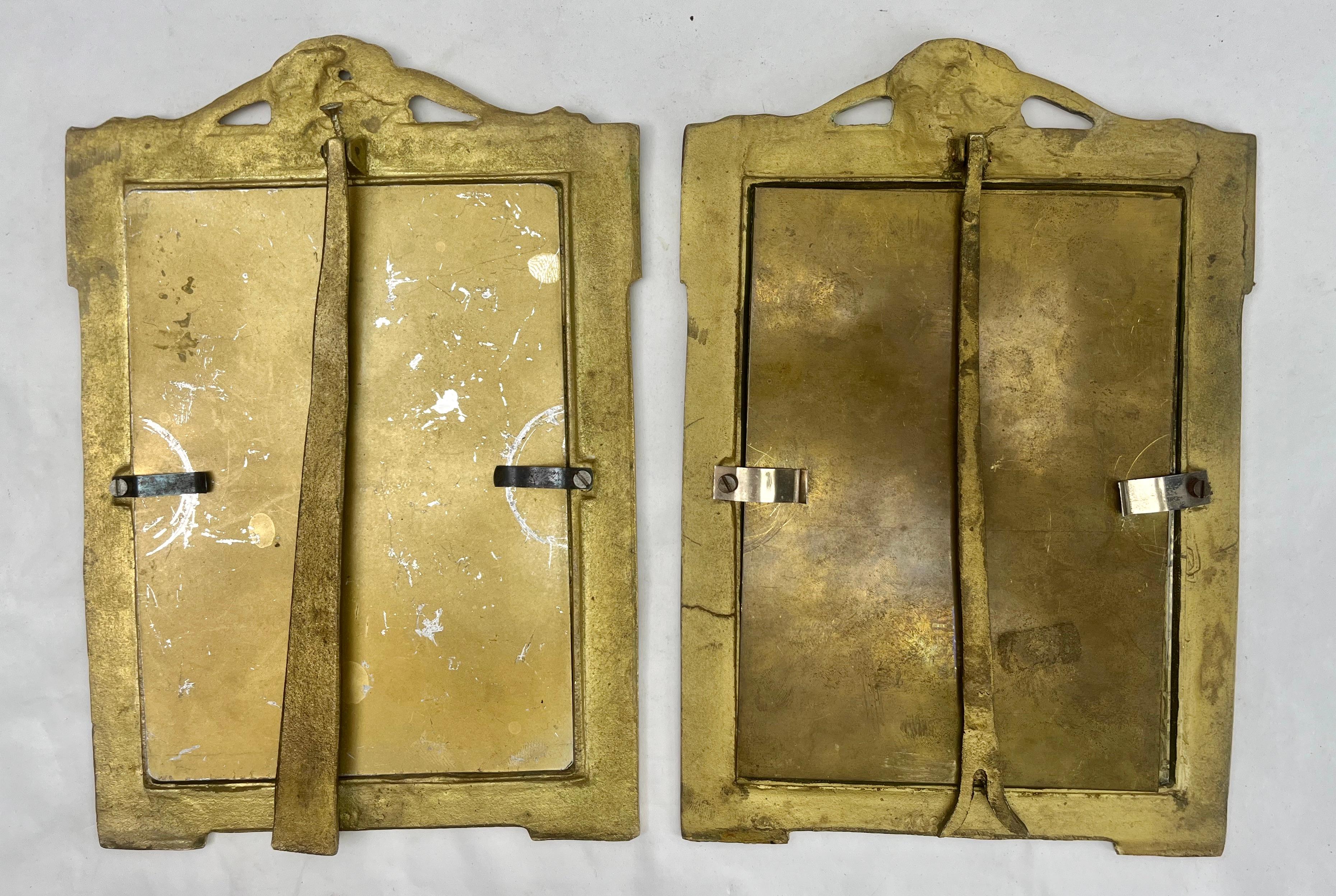 Pair of Picture Frame, Polished Brass, Style of J.H. France, 1900s For Sale 4