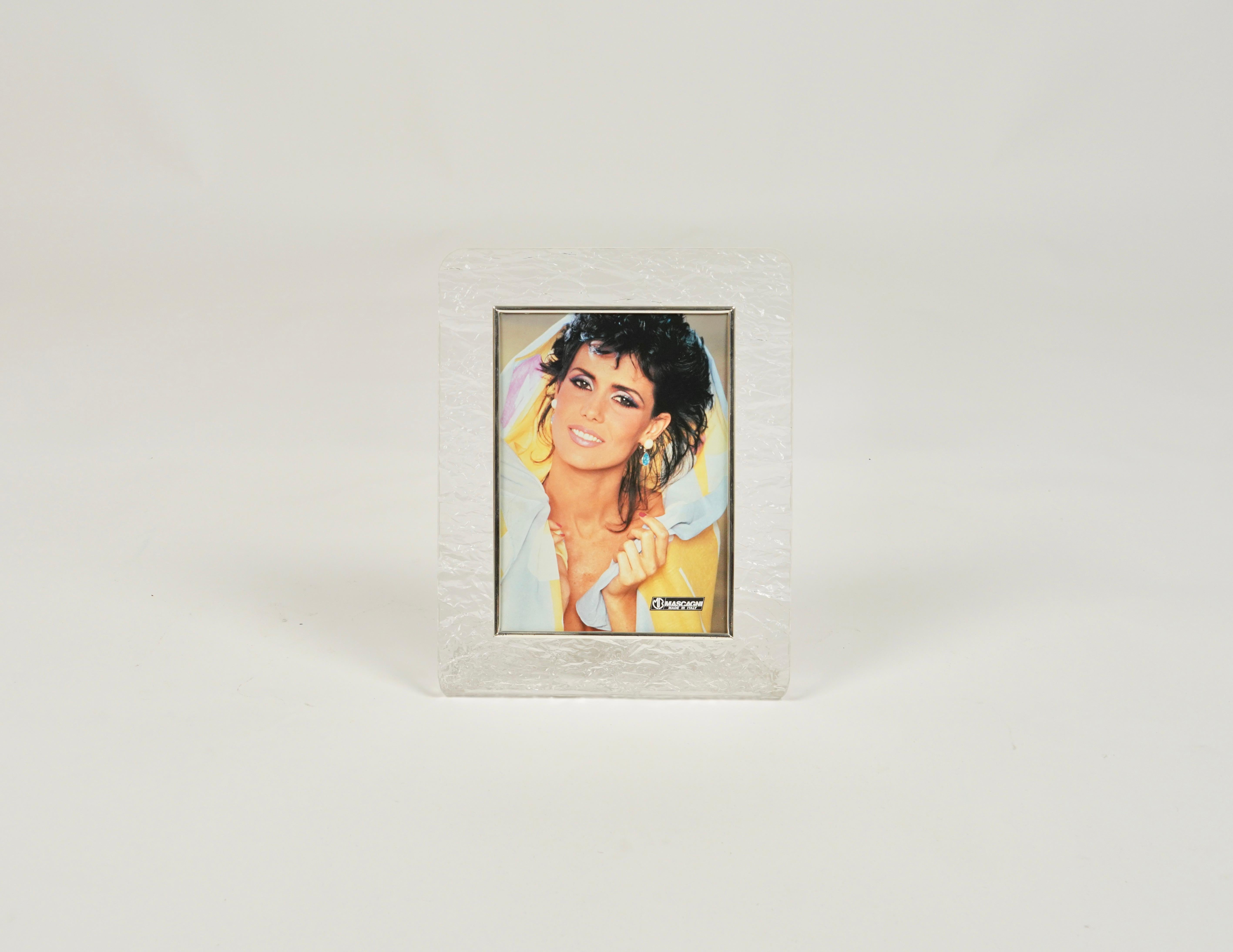 Pair of Picture Frames in Lucite Ice Effect Willy Rizzo Style, Italy 1980s For Sale 1