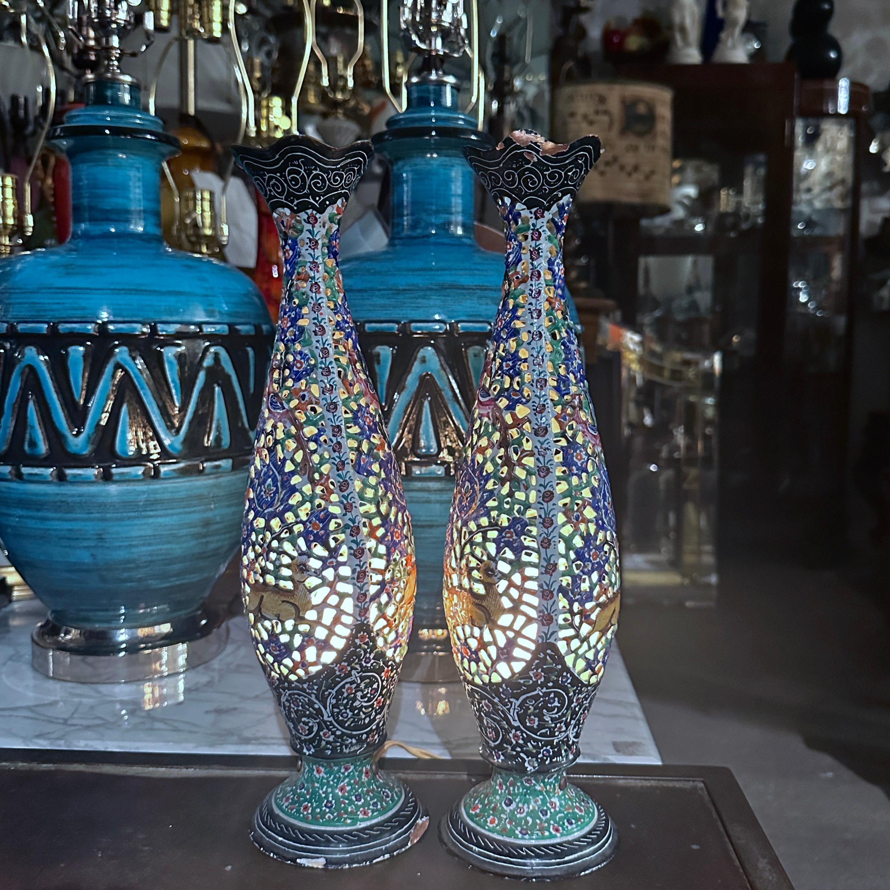 Pair of Pierced Enamel Table Lamps In Good Condition For Sale In New York, NY