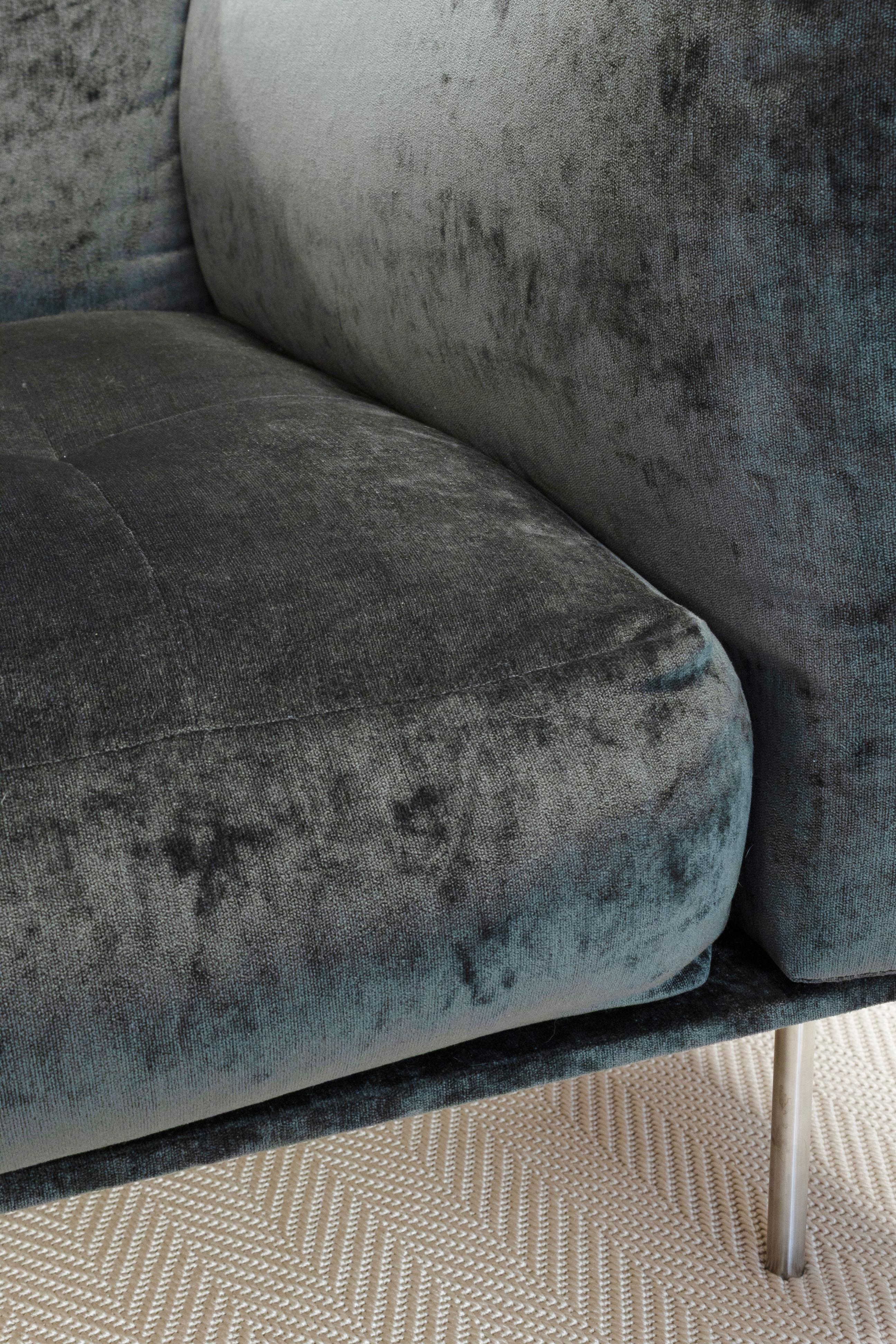 Paire de chaises longues en daim bleu et acier 