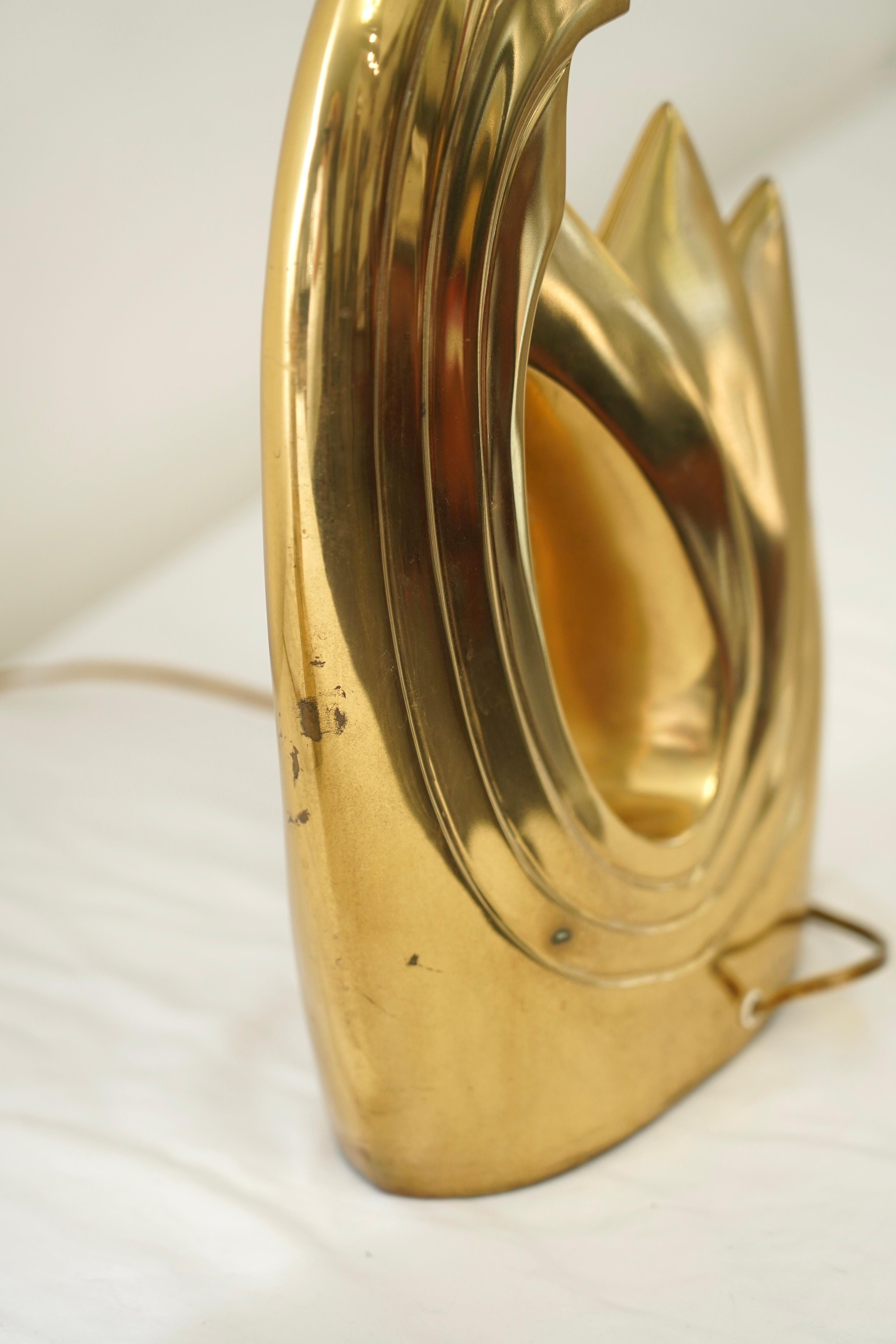Coppia di tavoli da marea in ottone Postmodern Hollywood Regency di Pierre Cardin degli anni '80 in vendita 1